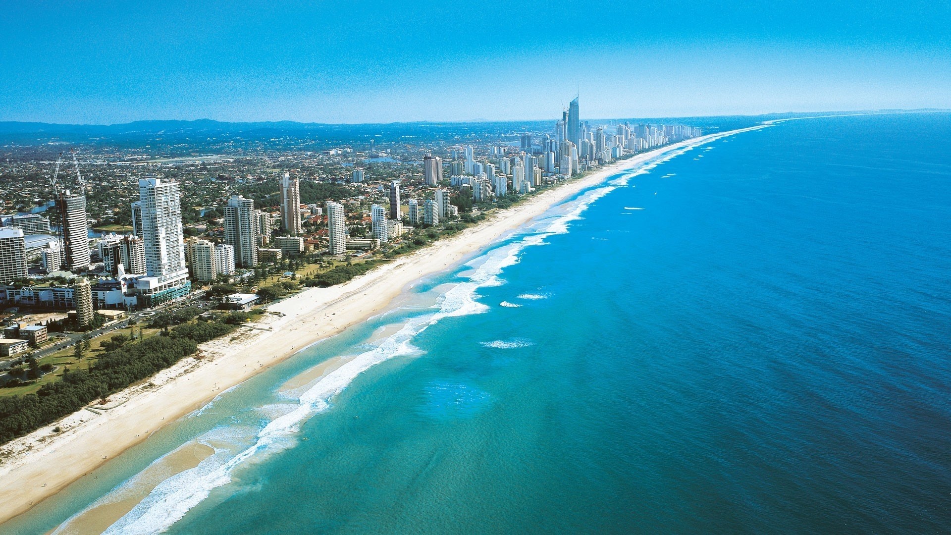 Gold Coast Cityscape and Beach HD Wallpaper