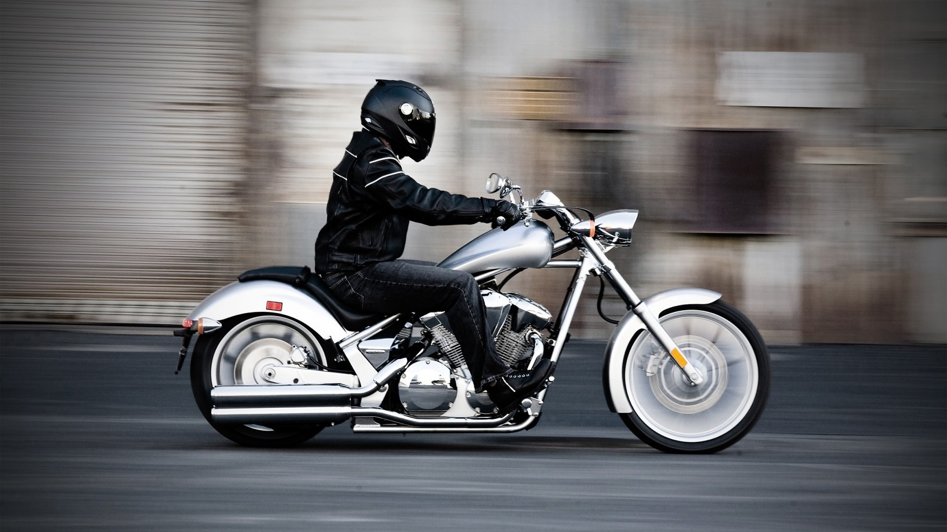 Motorcyclist in Black Riding a Silver Motorcycle HD Wallpaper