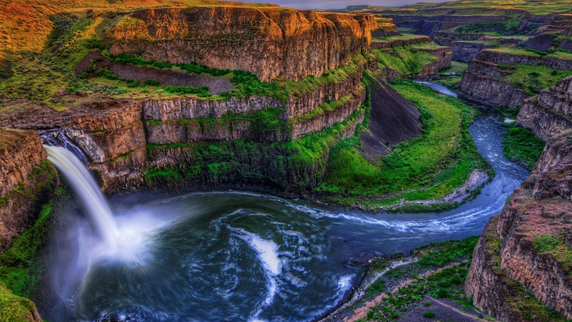 Palouse Falls State Park Waterfall HD Wallpaper