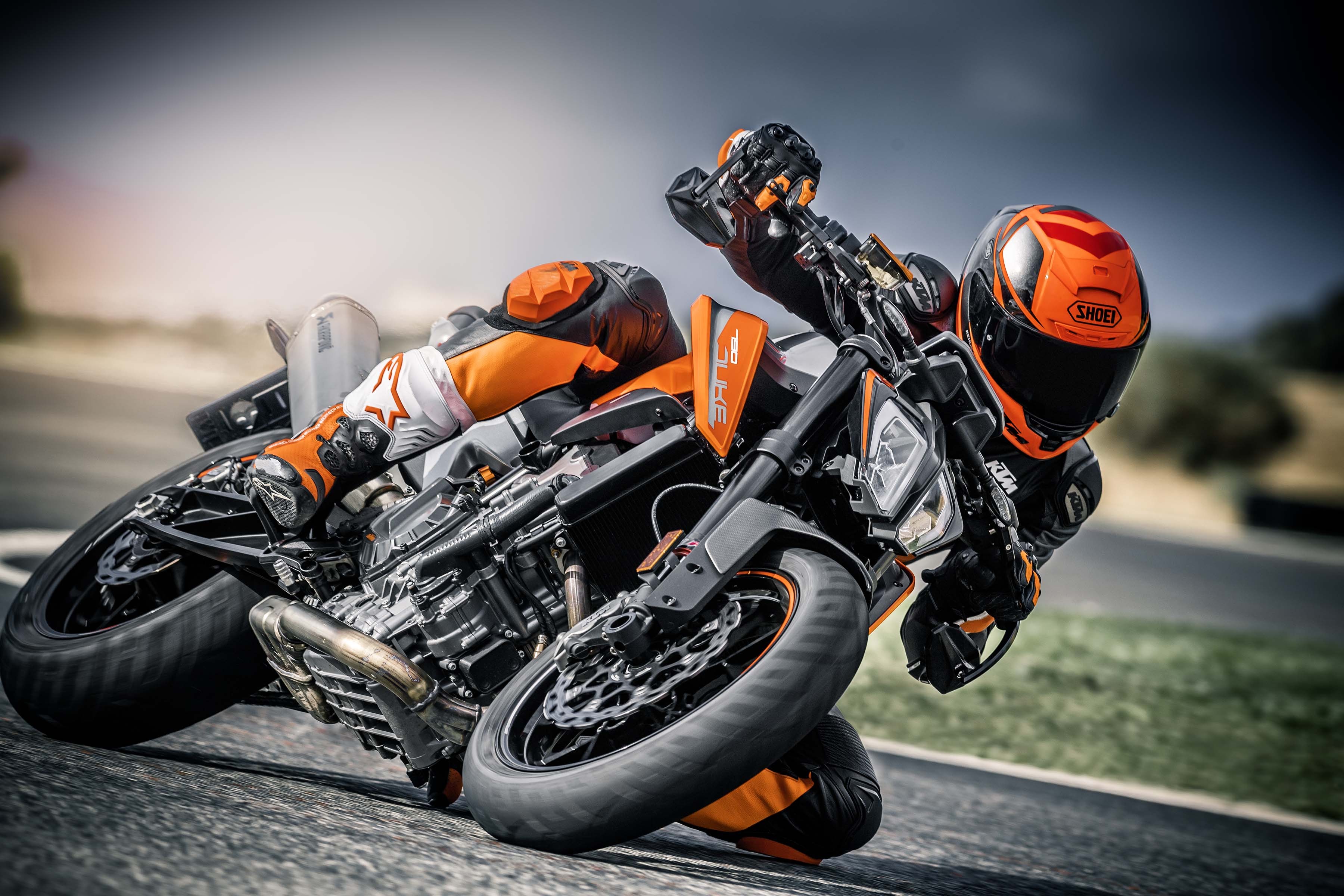 2018 KTM 790 Duke motorcycle on track HD Wallpaper
