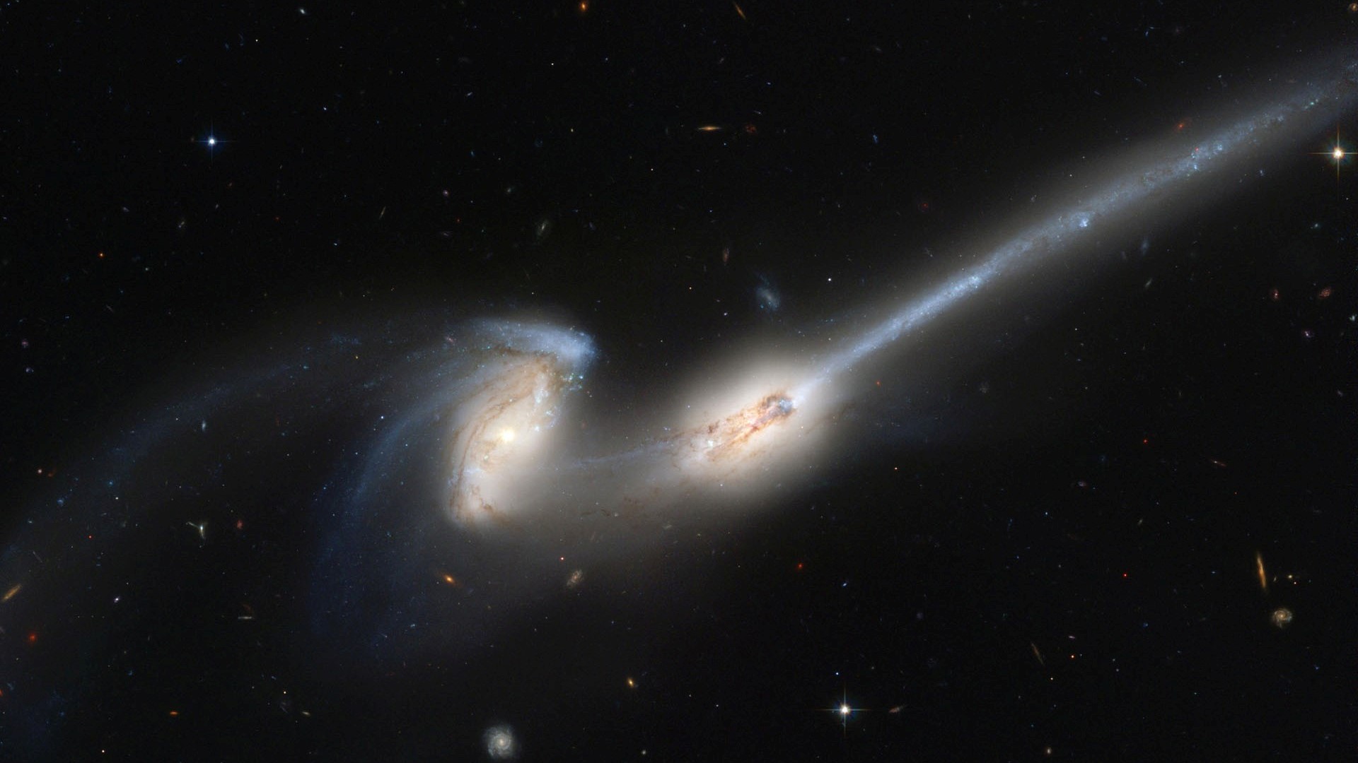 Hubble View of Interacting Galaxies HD Wallpaper