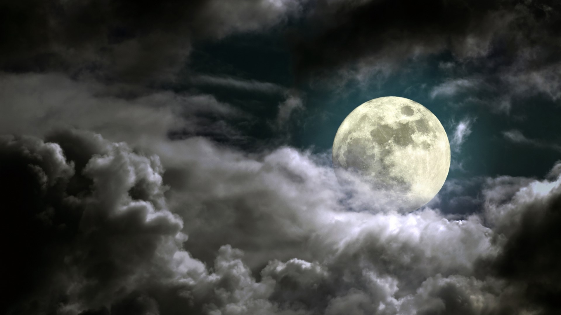 Full Moon on a Cloudy Night HD Wallpaper