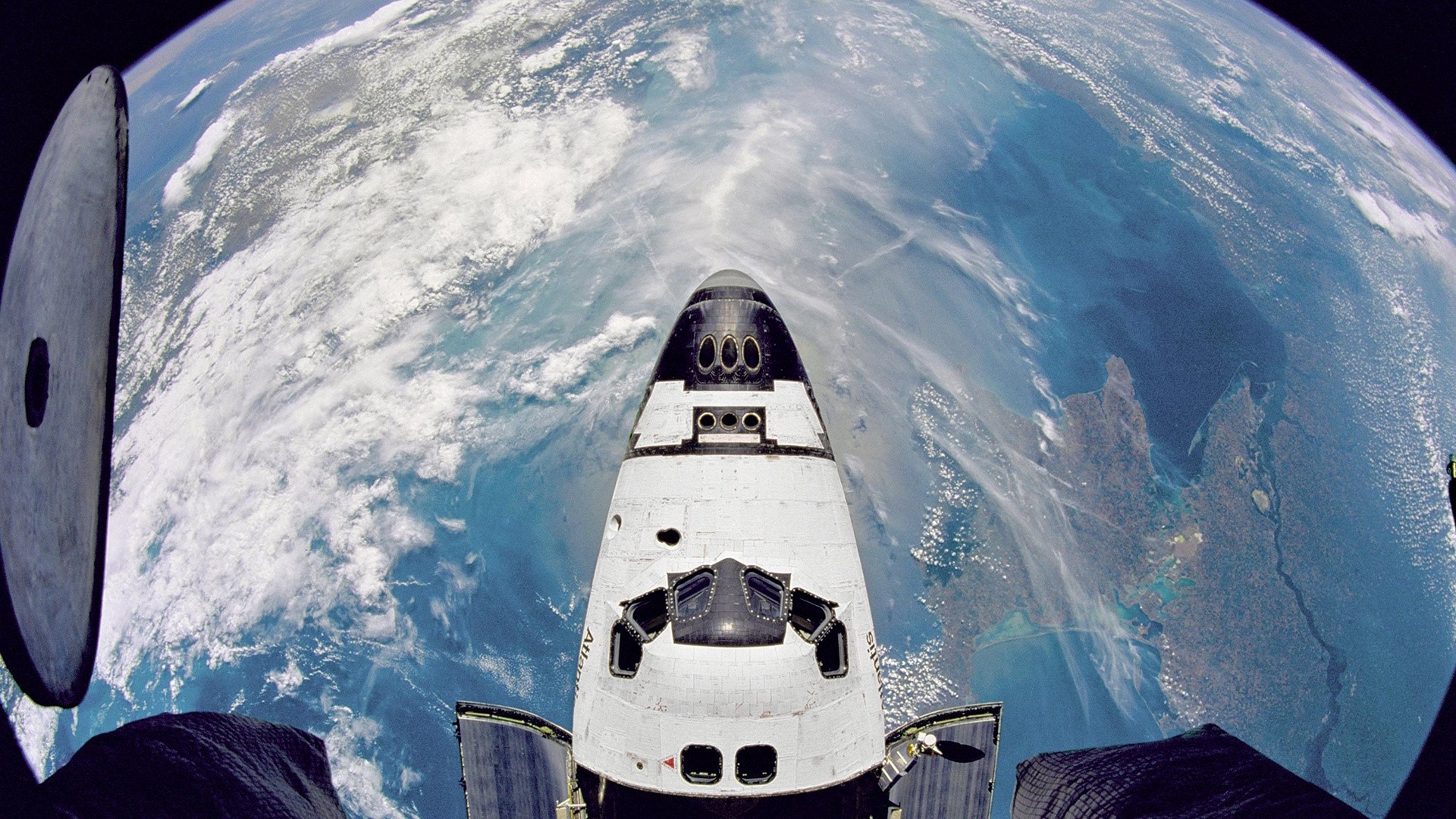 Space Shuttle Orbiting Earth HD Wallpaper