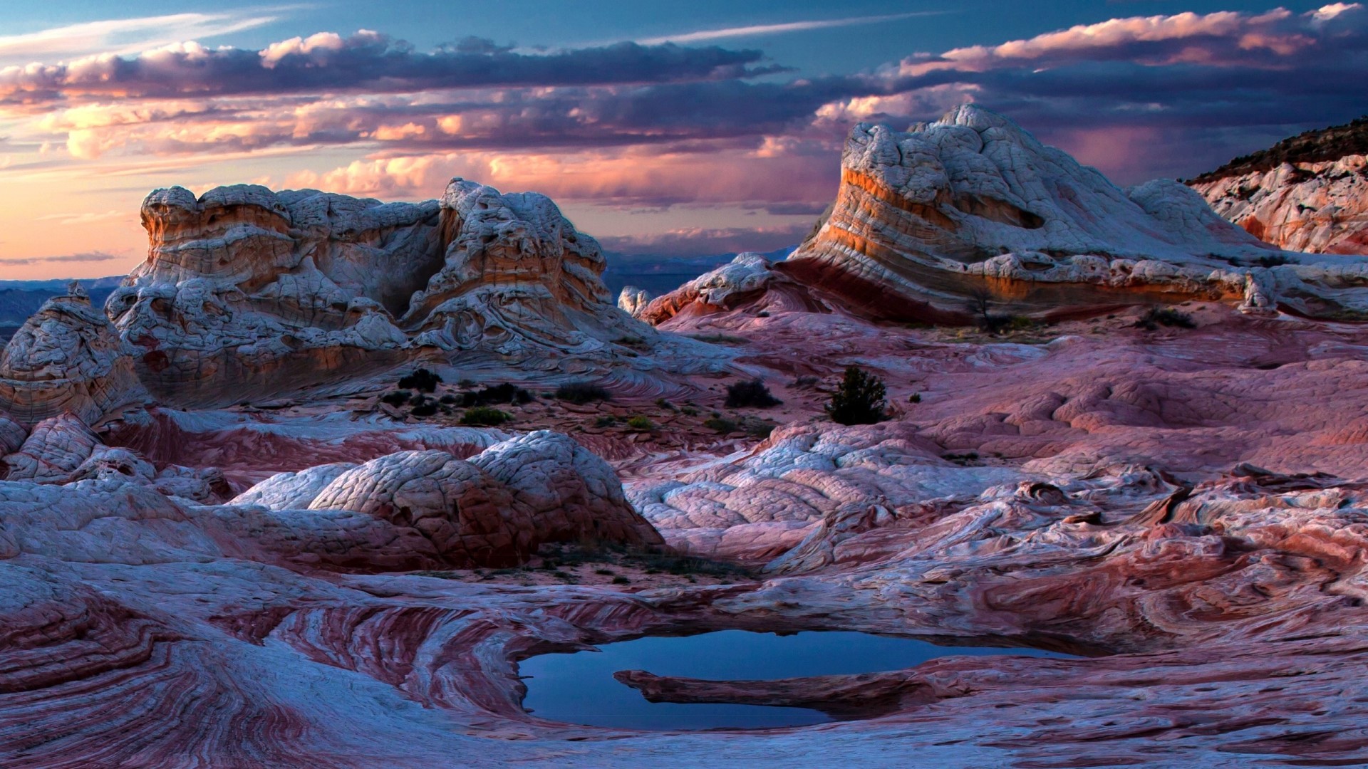 White Pocket, Arizona Landscape with Colorful Rock Formations HD Wallpaper