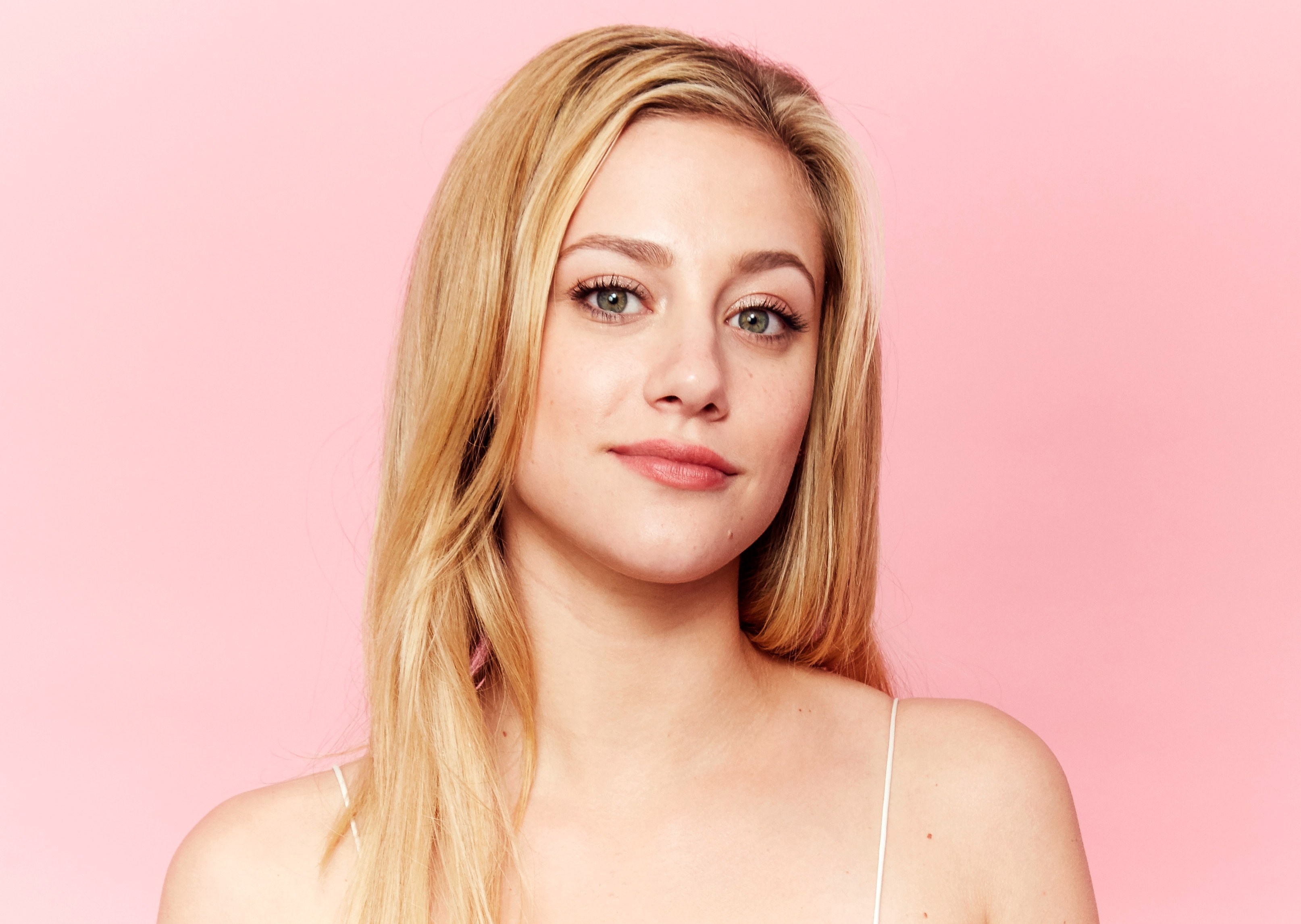 Lili Reinhart HD Wallpaper