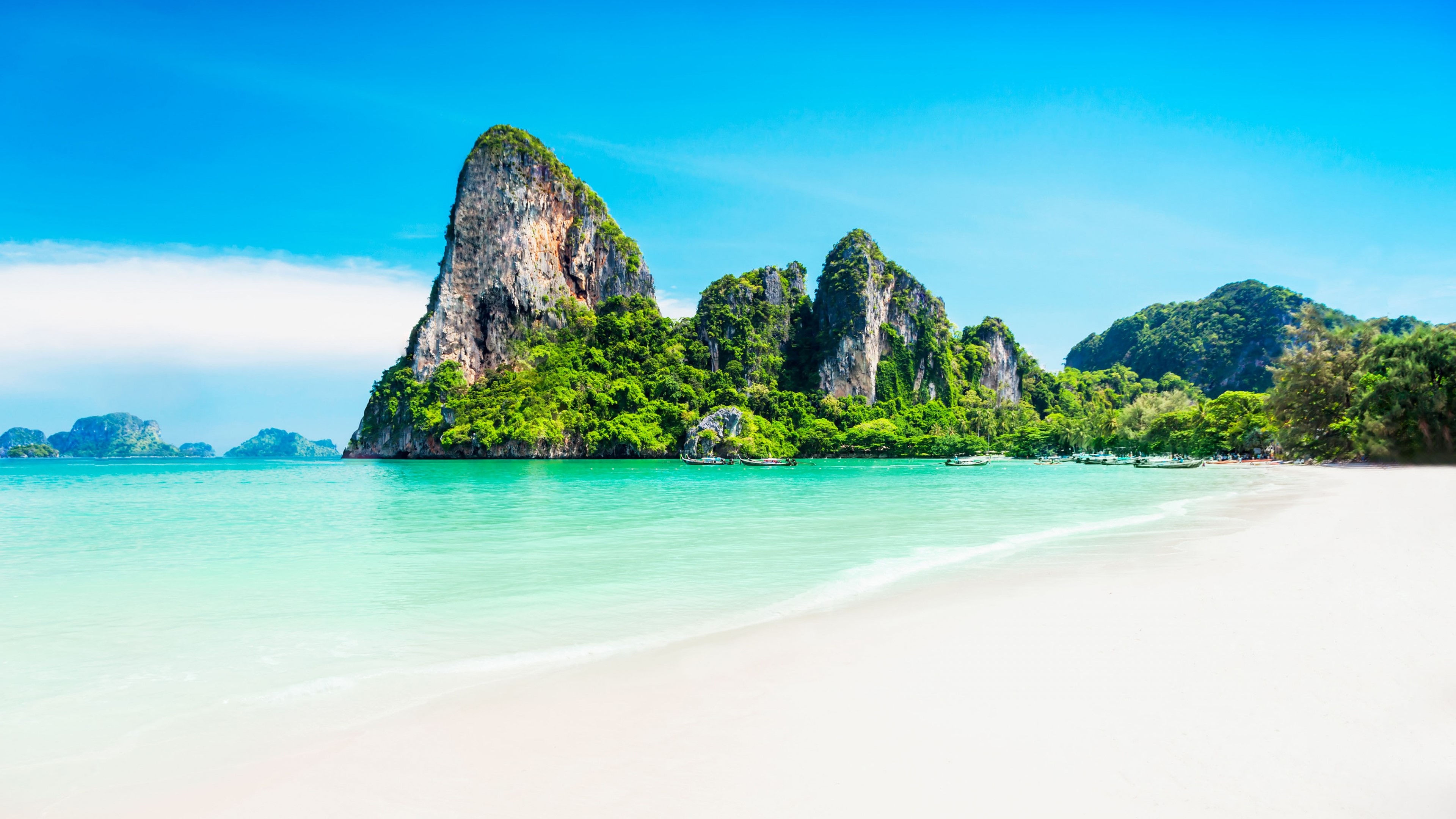 Fabulous Beach HD Wallpaper