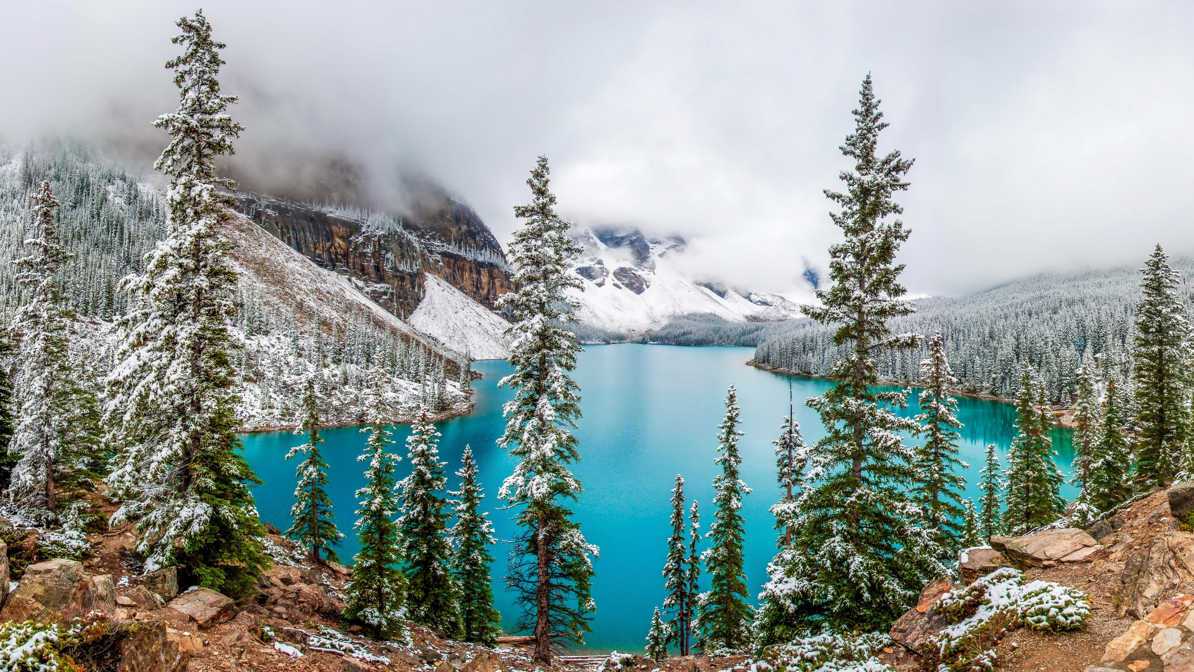 Lake in the mountains HD Wallpaper