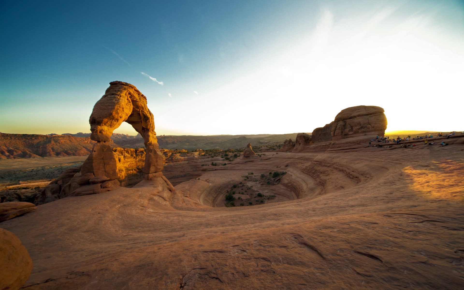Delicate Arch at Sunset, Arches National Park HD Wallpaper