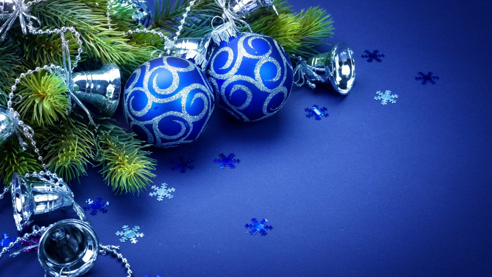 Christmas tree ornaments and pine branches HD Wallpaper
