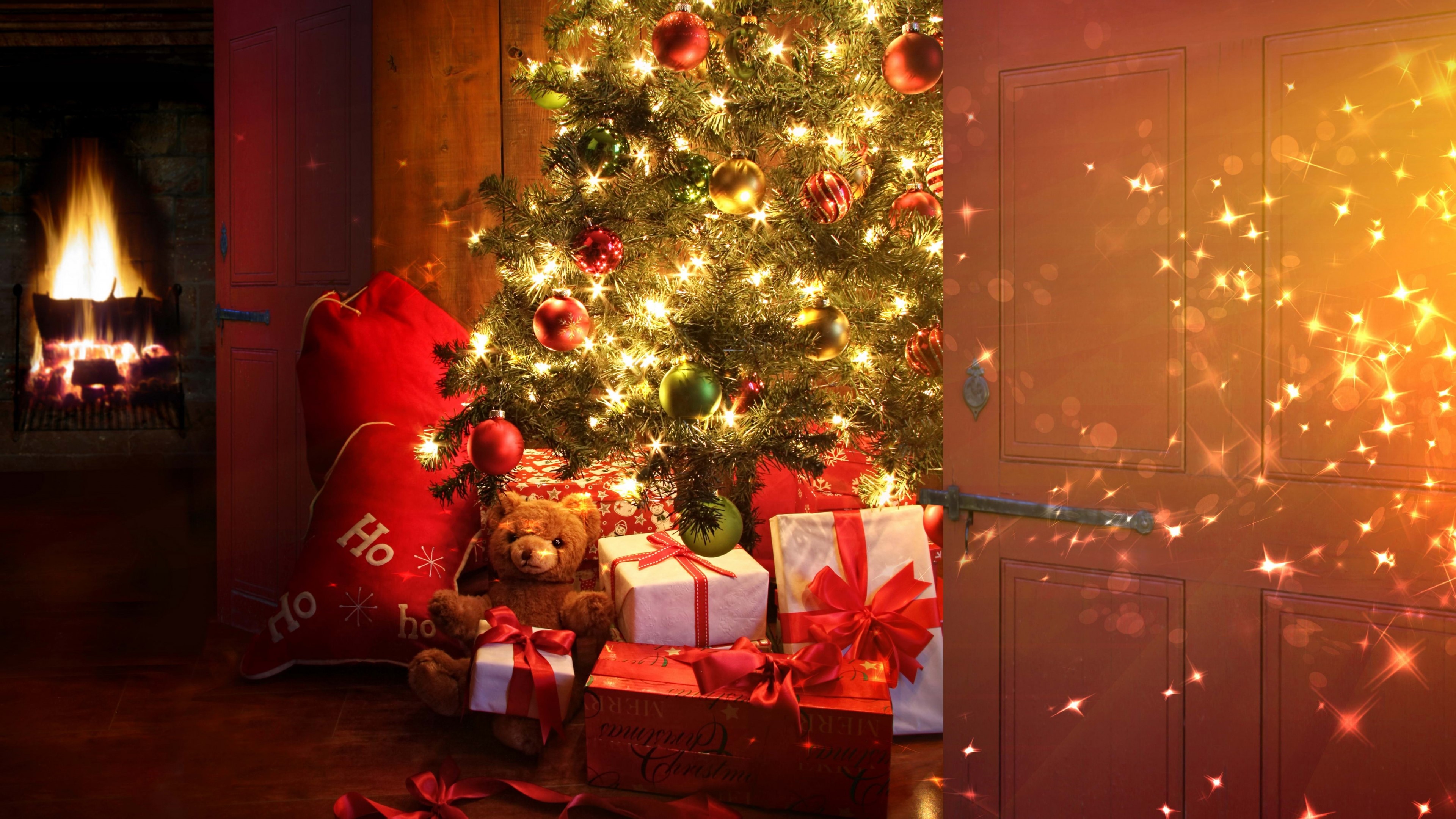 4K Christmas Tree and Fireplace HD Wallpaper