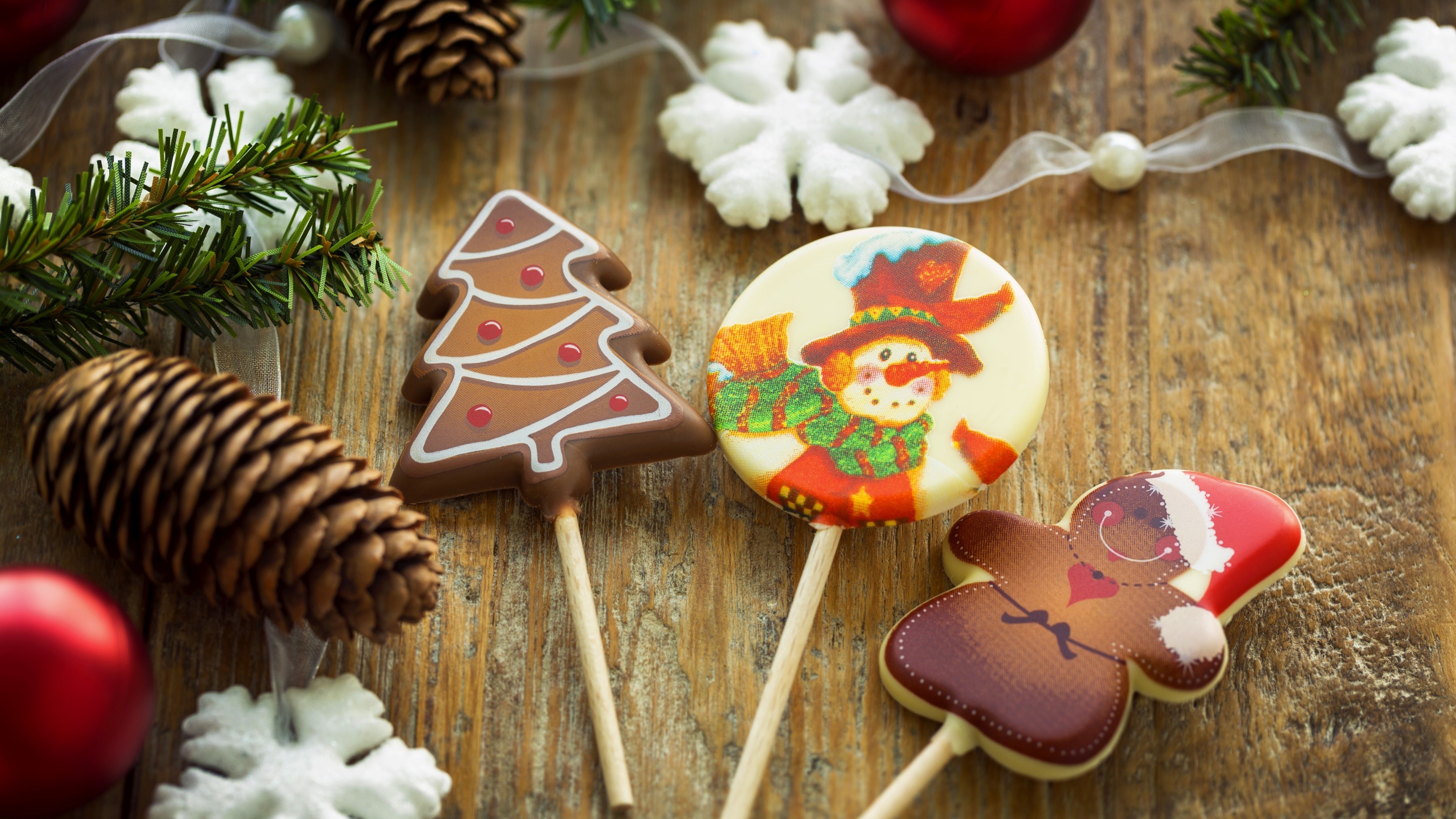 Christmas Lollipops and Decorations HD Wallpaper