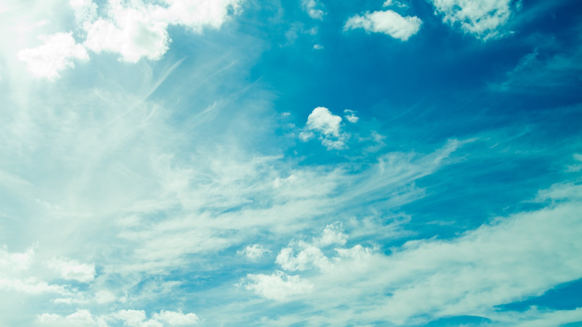 Blue sky with white clouds HD Wallpaper