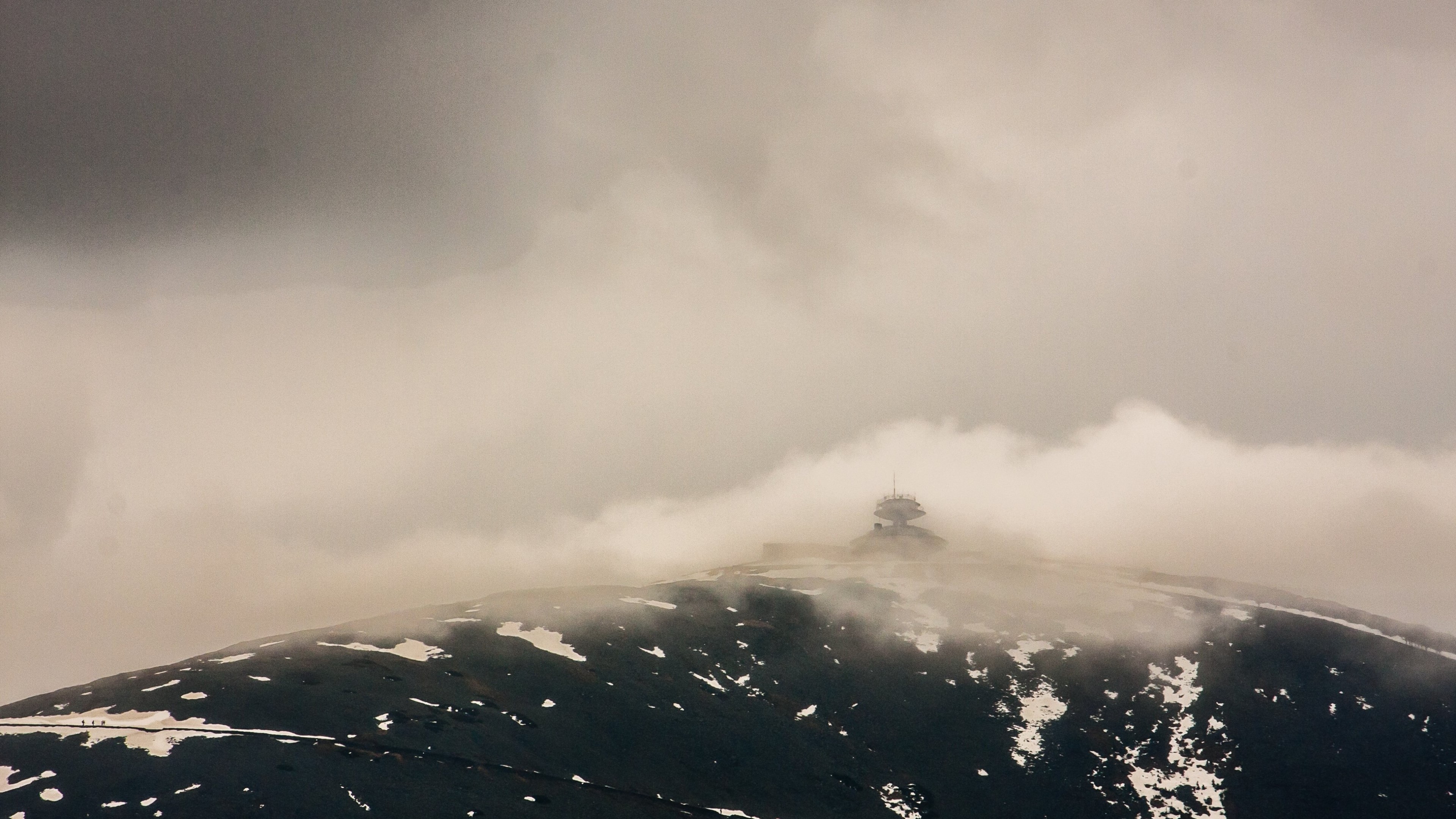 4K Cloudy Mountain with Observatory HD Wallpaper