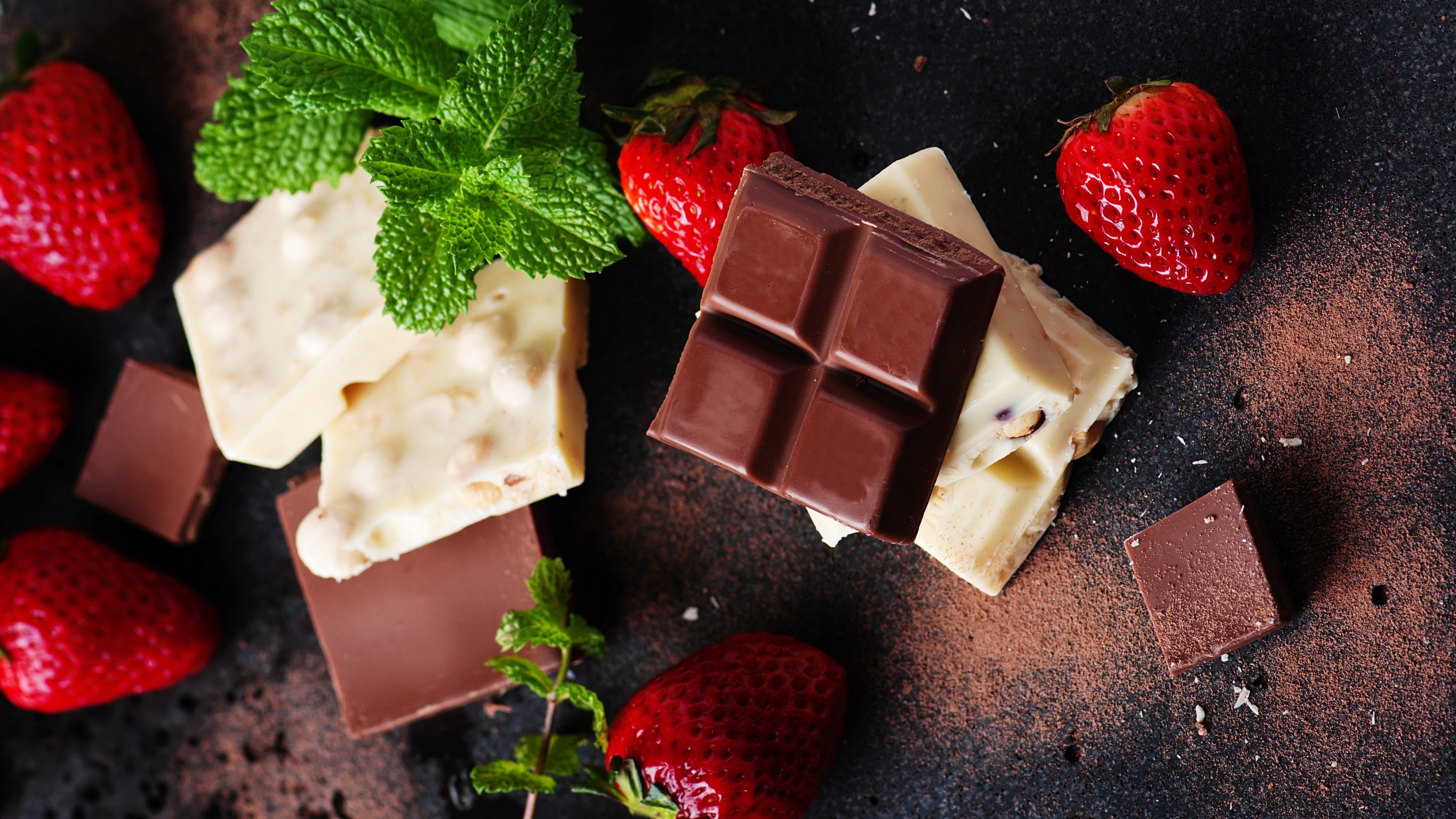 Chocolate bars with strawberries and mint HD Wallpaper