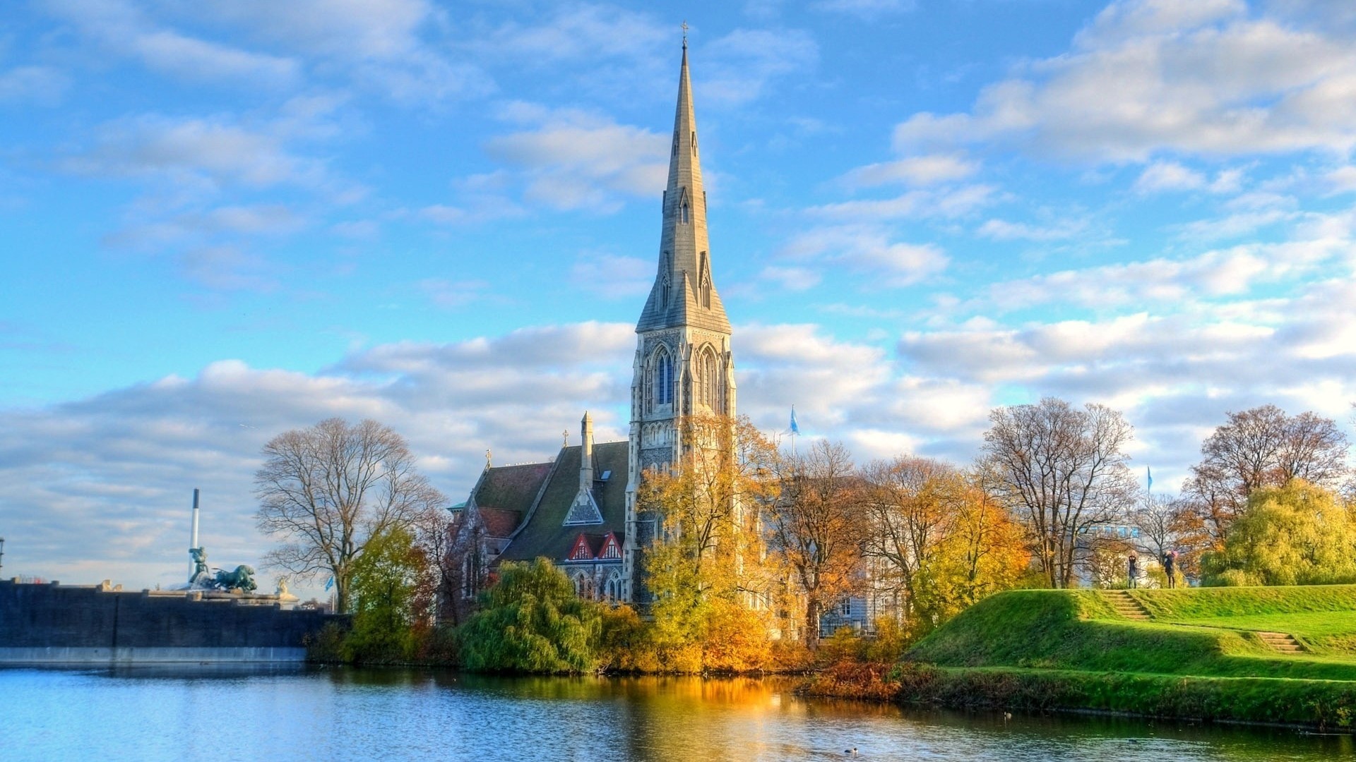 Marmorkirken Church by the water in Copenhagen HD Wallpaper