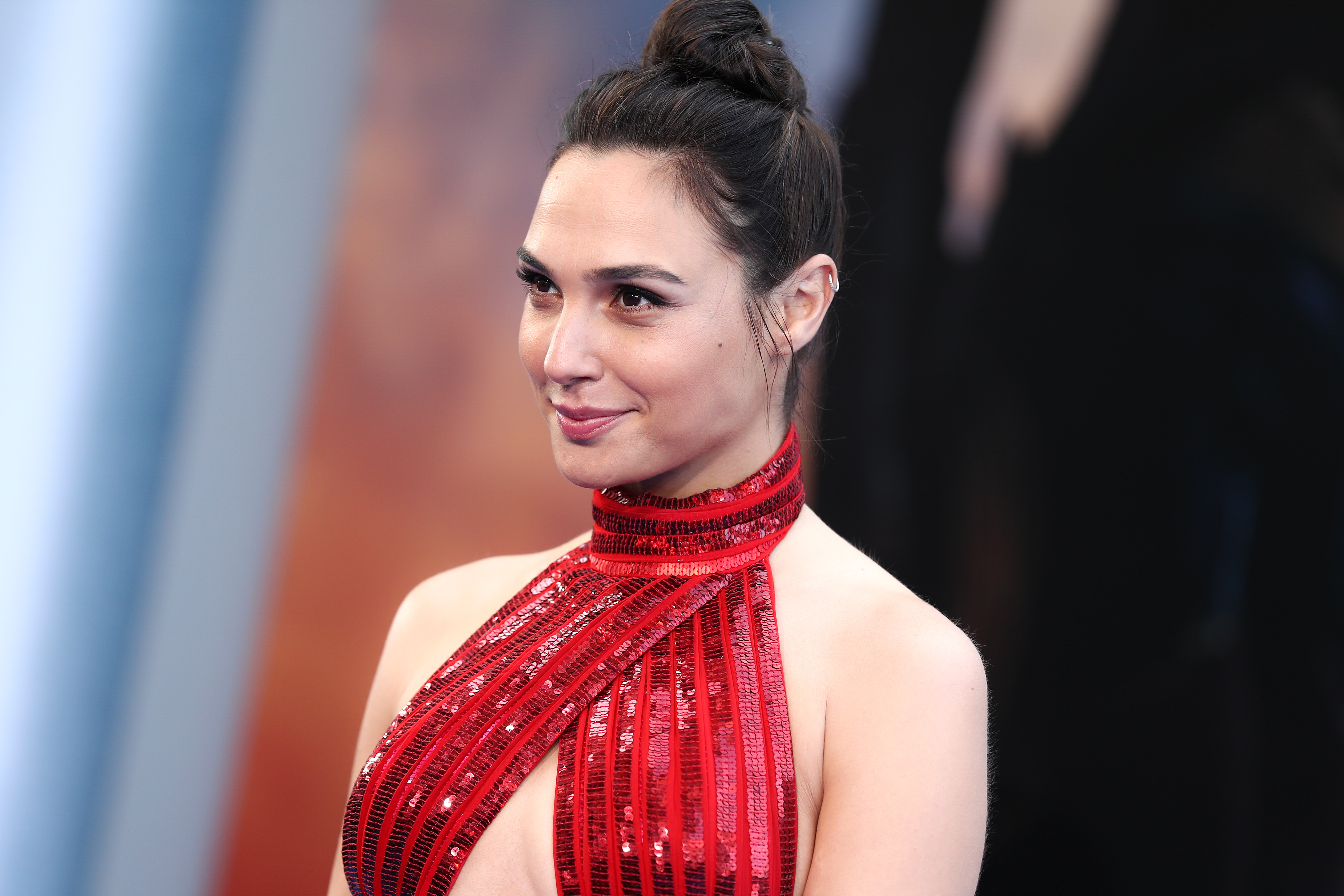 Gal Gadot in a red sequined dress HD Wallpaper