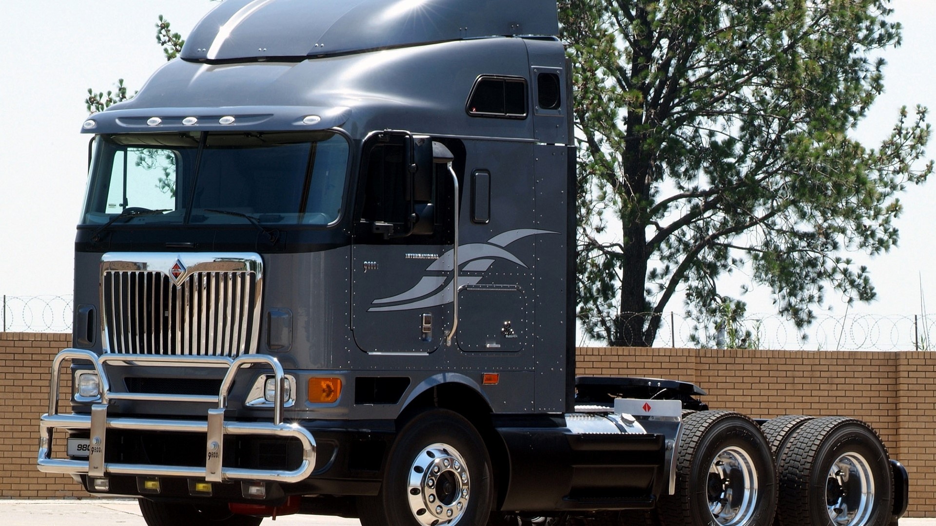 Gray International Semi-Truck with Chrome Bumper HD Wallpaper
