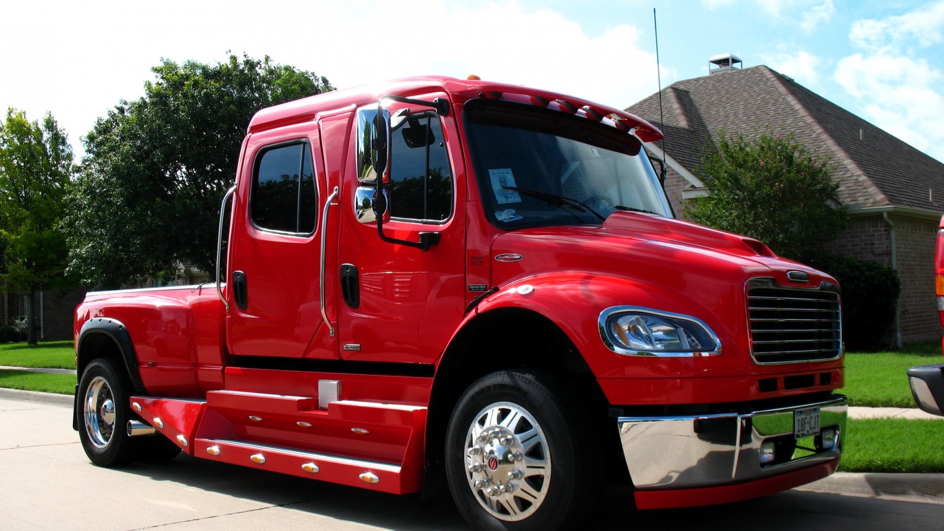 Red Freightliner truck with custom modifications HD Wallpaper