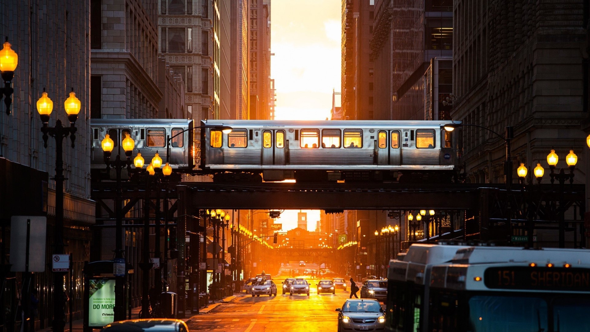 Chicago L Train at Sunset HD Wallpaper