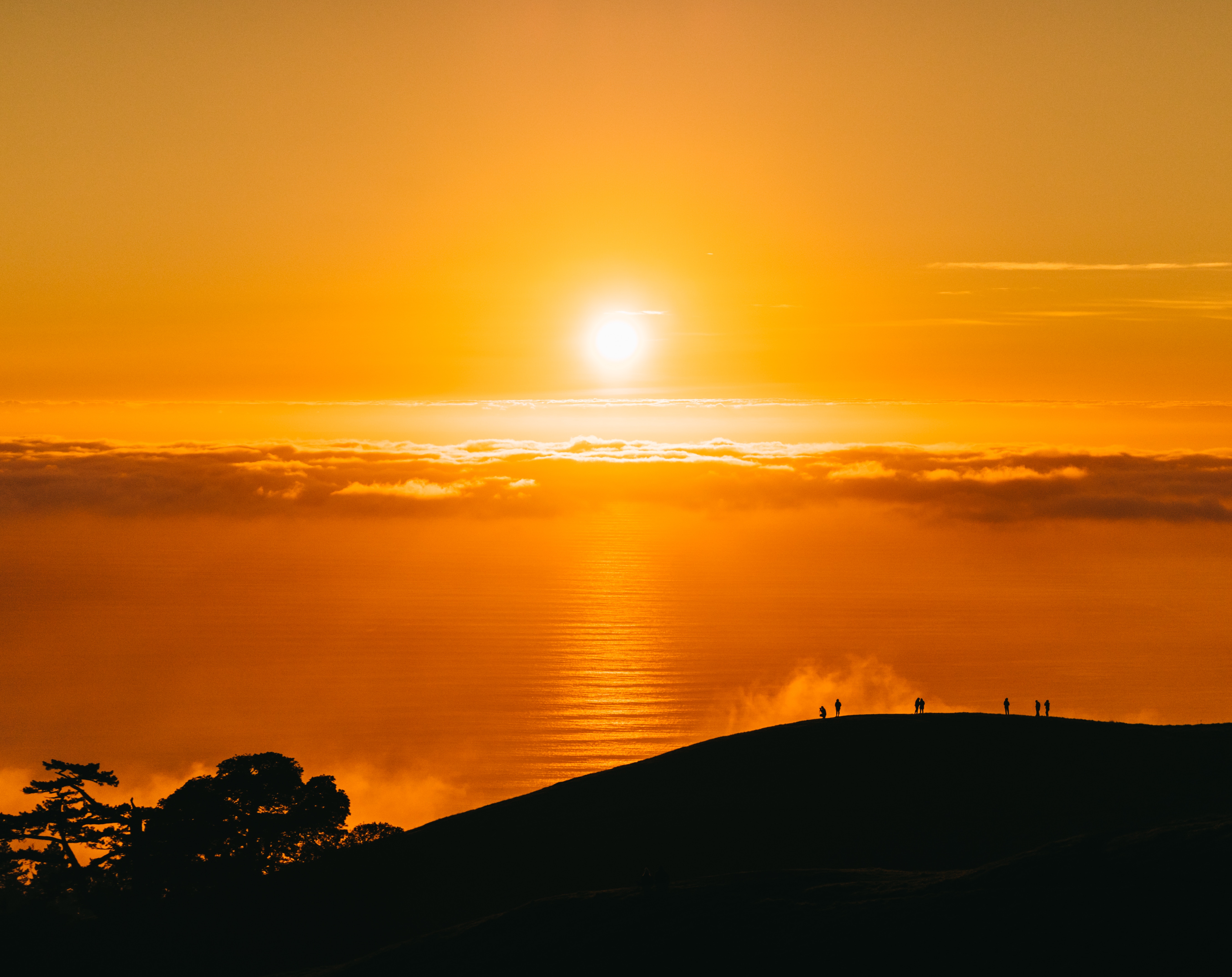People Silhouetted on Mount Tamalpais at Sunset HD Wallpaper