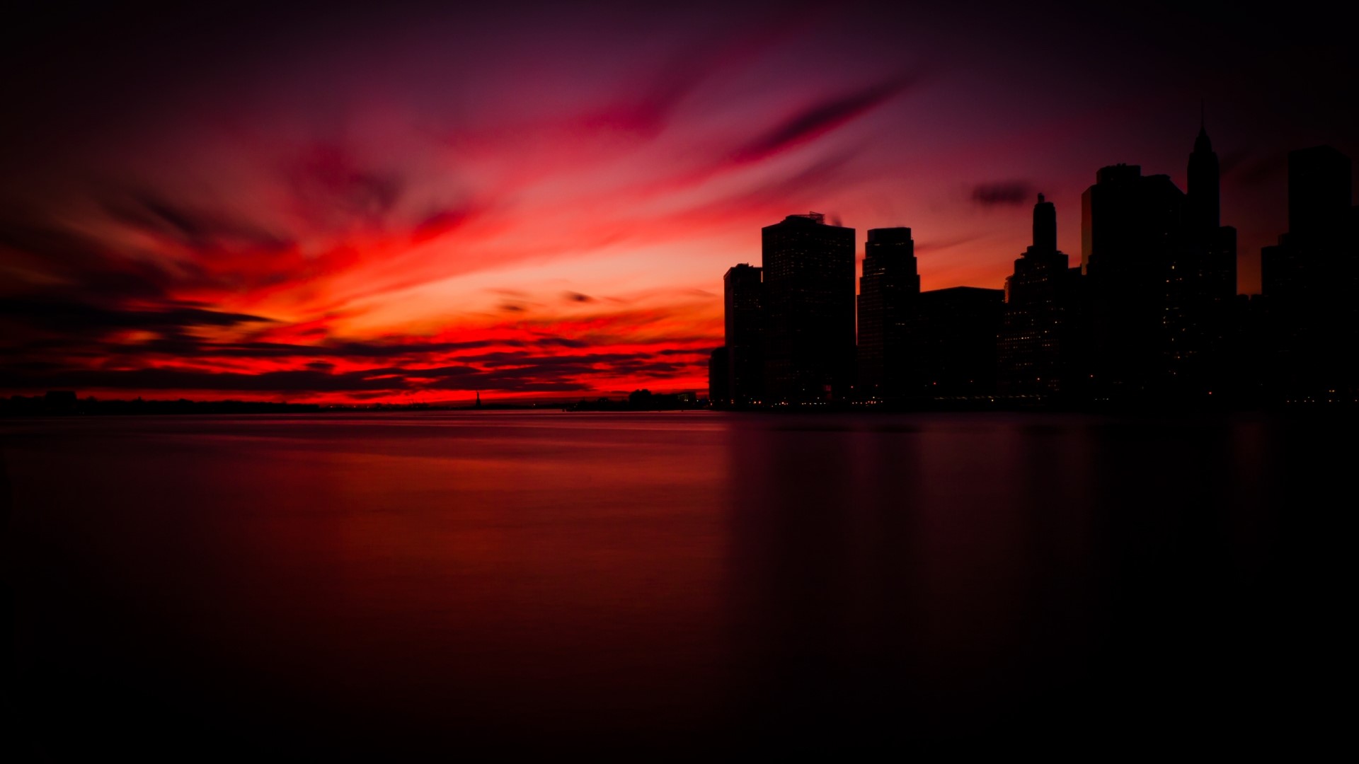 Sunset over Manhattan skyline HD Wallpaper