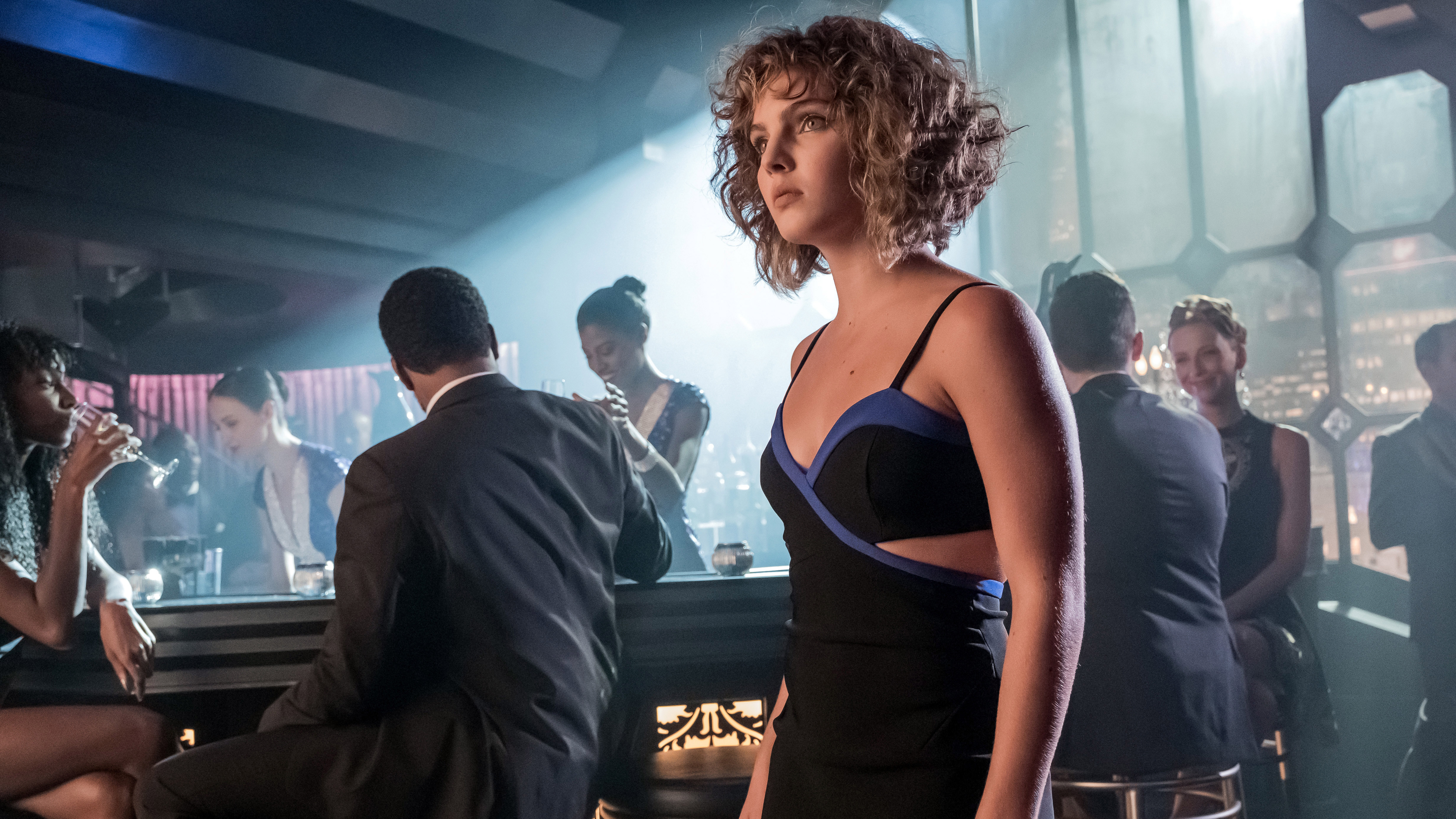 Selina Kyle from Gotham HD Wallpaper