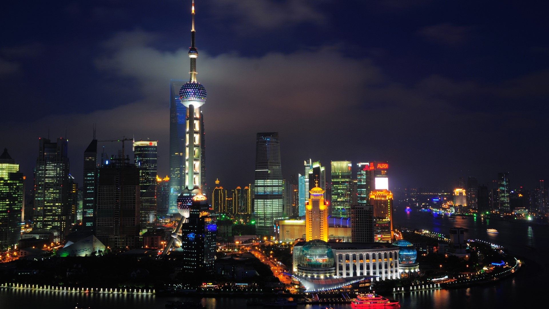 Shanghai skyline at night with Oriental Pearl Tower HD Wallpaper