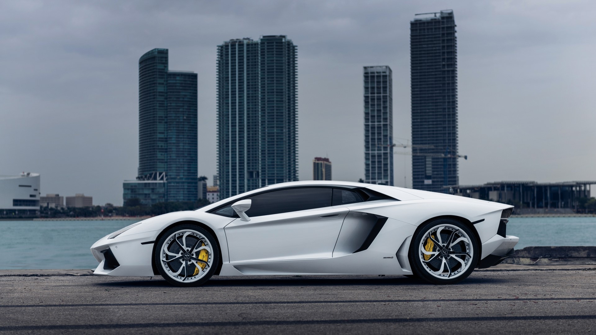 White Lamborghini Aventador by MC Customs HD Wallpaper