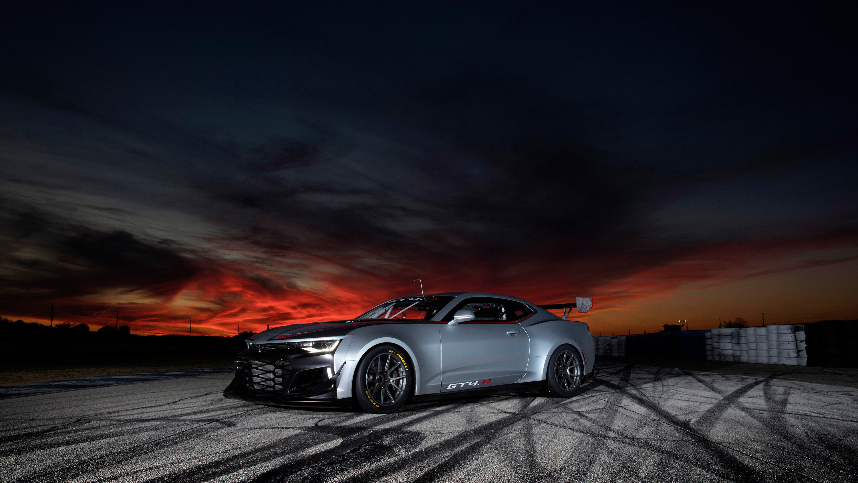 2018 Chevrolet Camaro ZL1 1LE GT4 R on track HD Wallpaper
