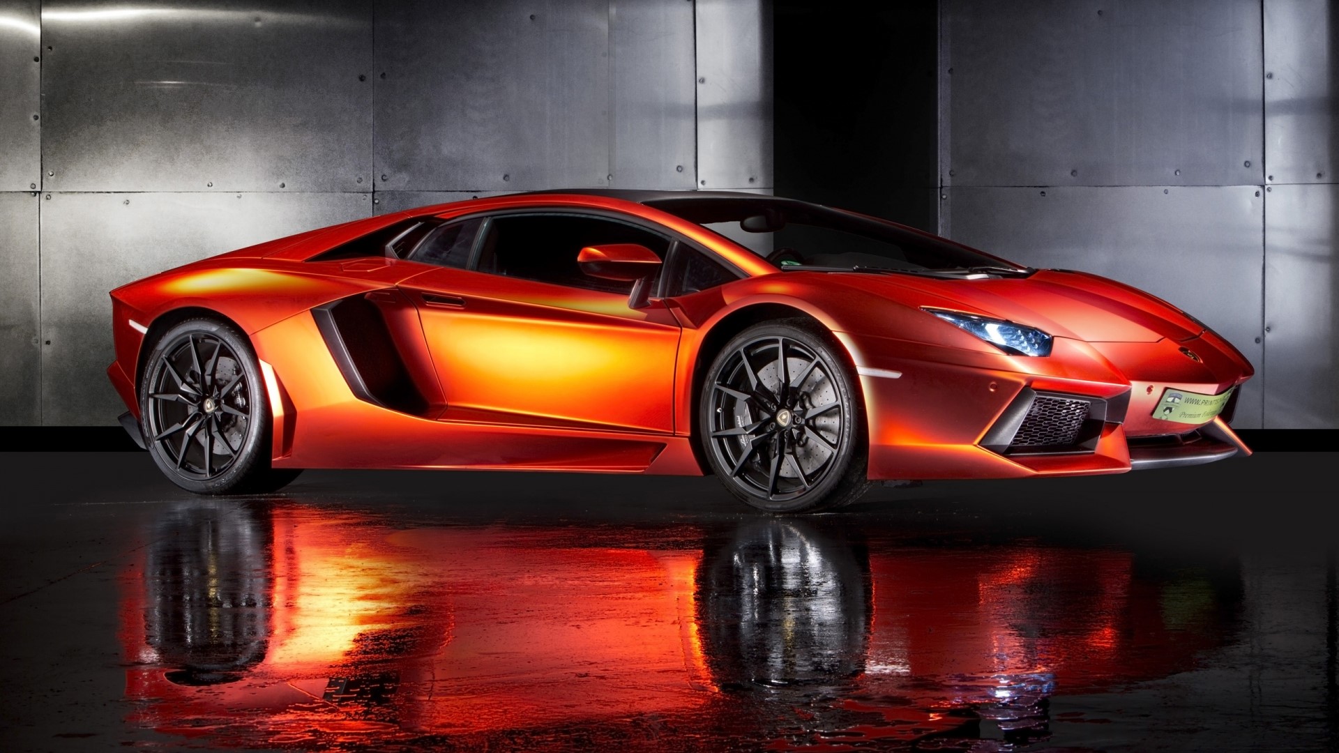 Lamborghini Aventador HD Wallpaper