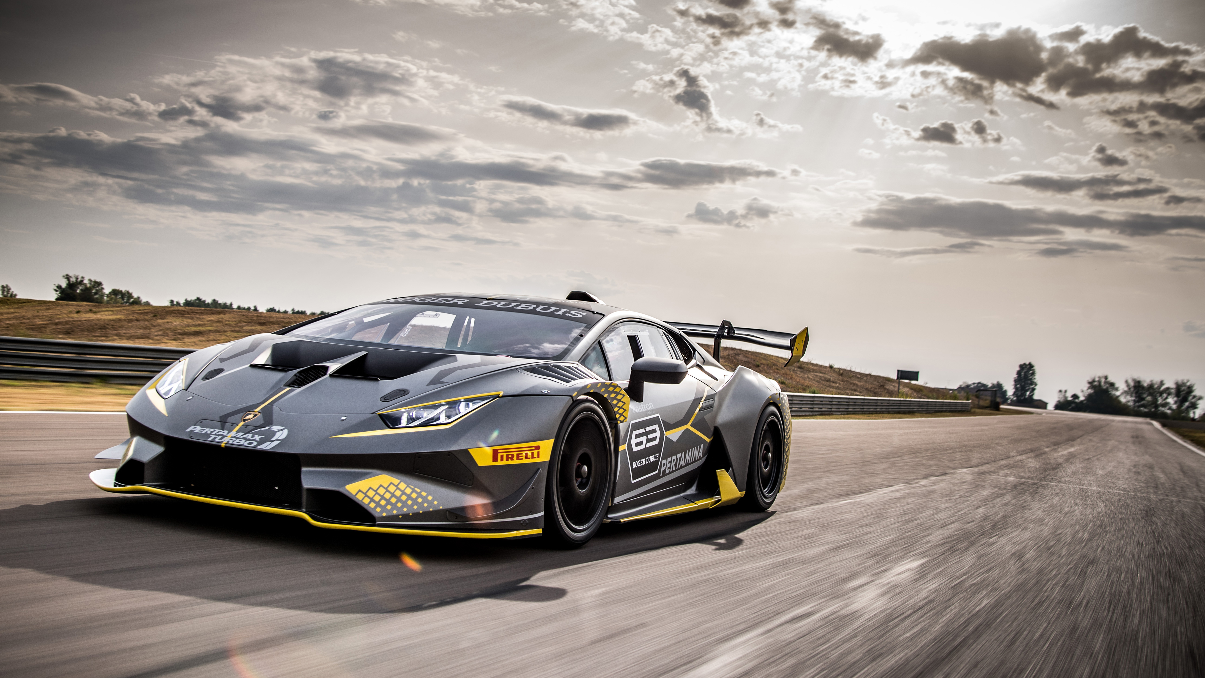 2018 Lamborghini Huracan Super Trofeo EVO 4K HD Wallpaper