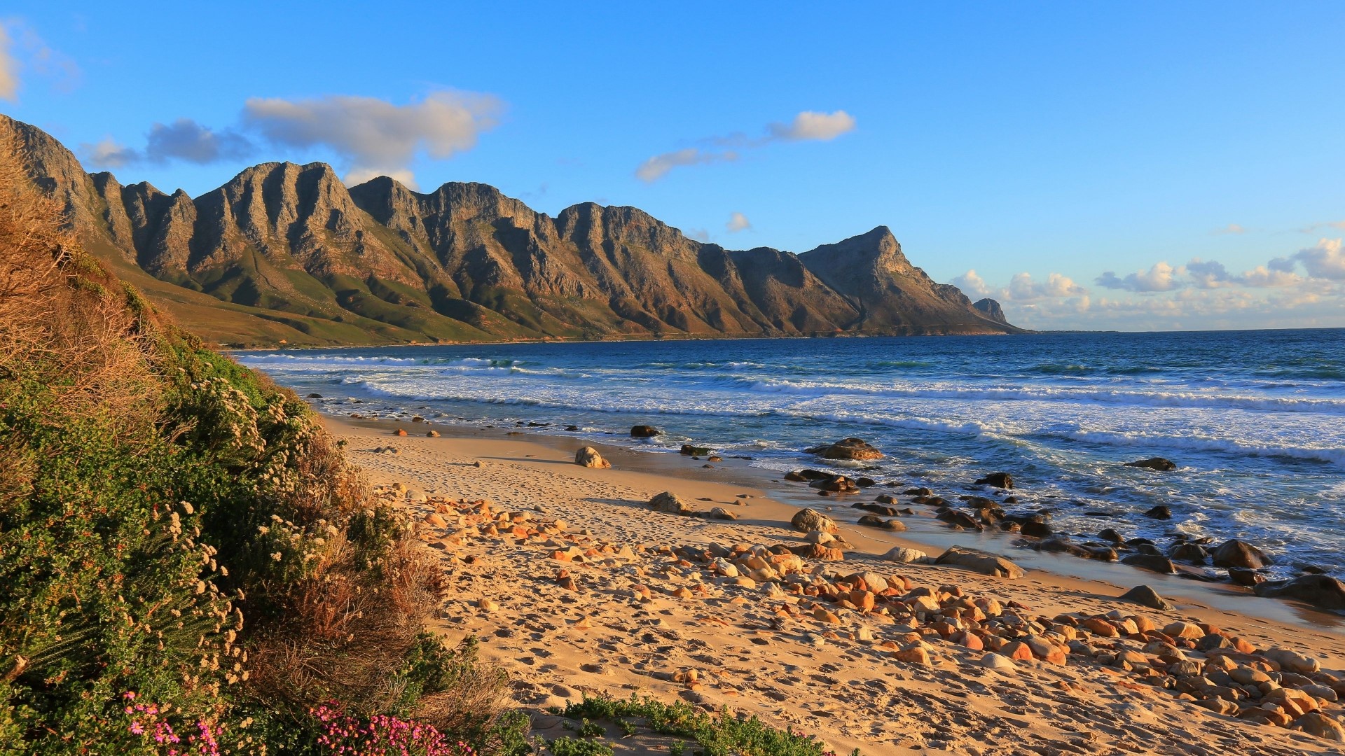 Beautiful Beach Landscape with Mountains HD Wallpaper