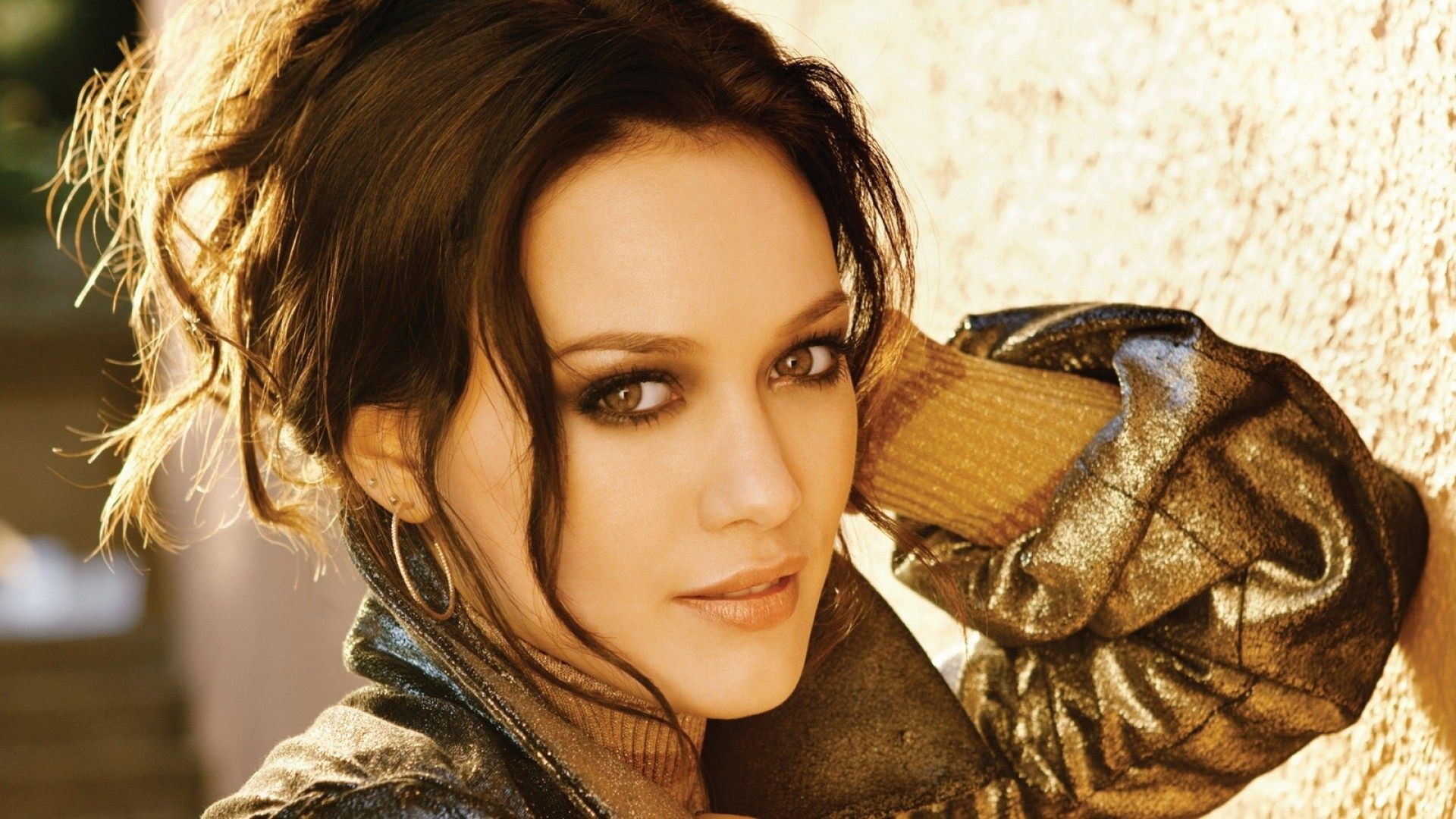 Hillary Duff HD Wallpaper