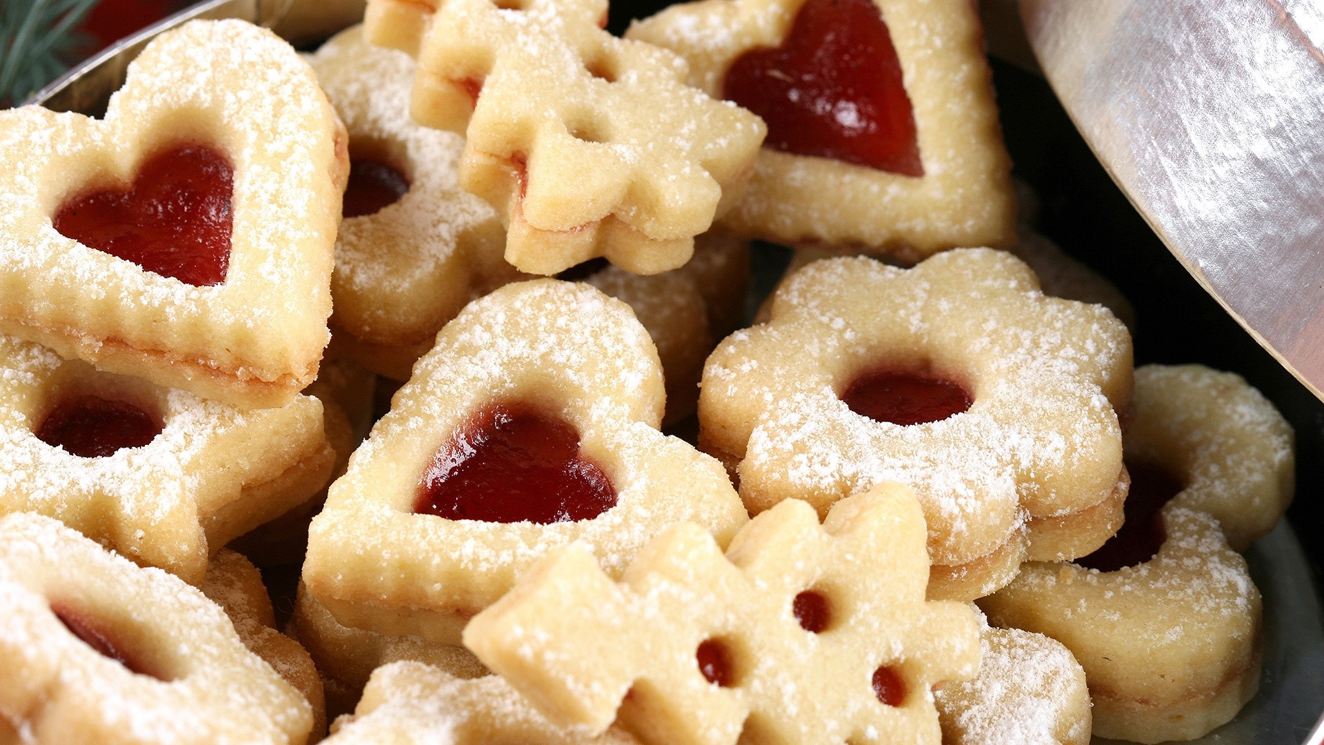 Heart Shaped Jam Filled Cookies HD Wallpaper