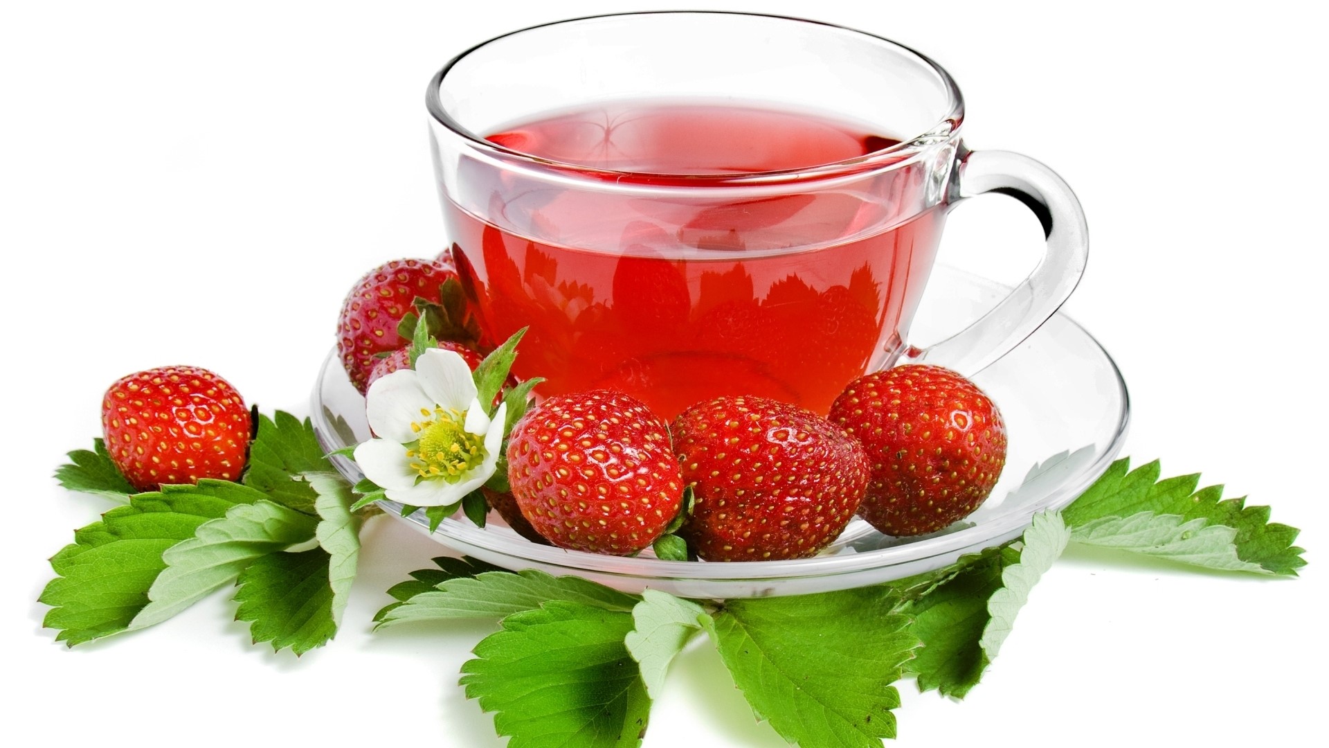 Strawberry Tea with Fresh Strawberries and Flower HD Wallpaper