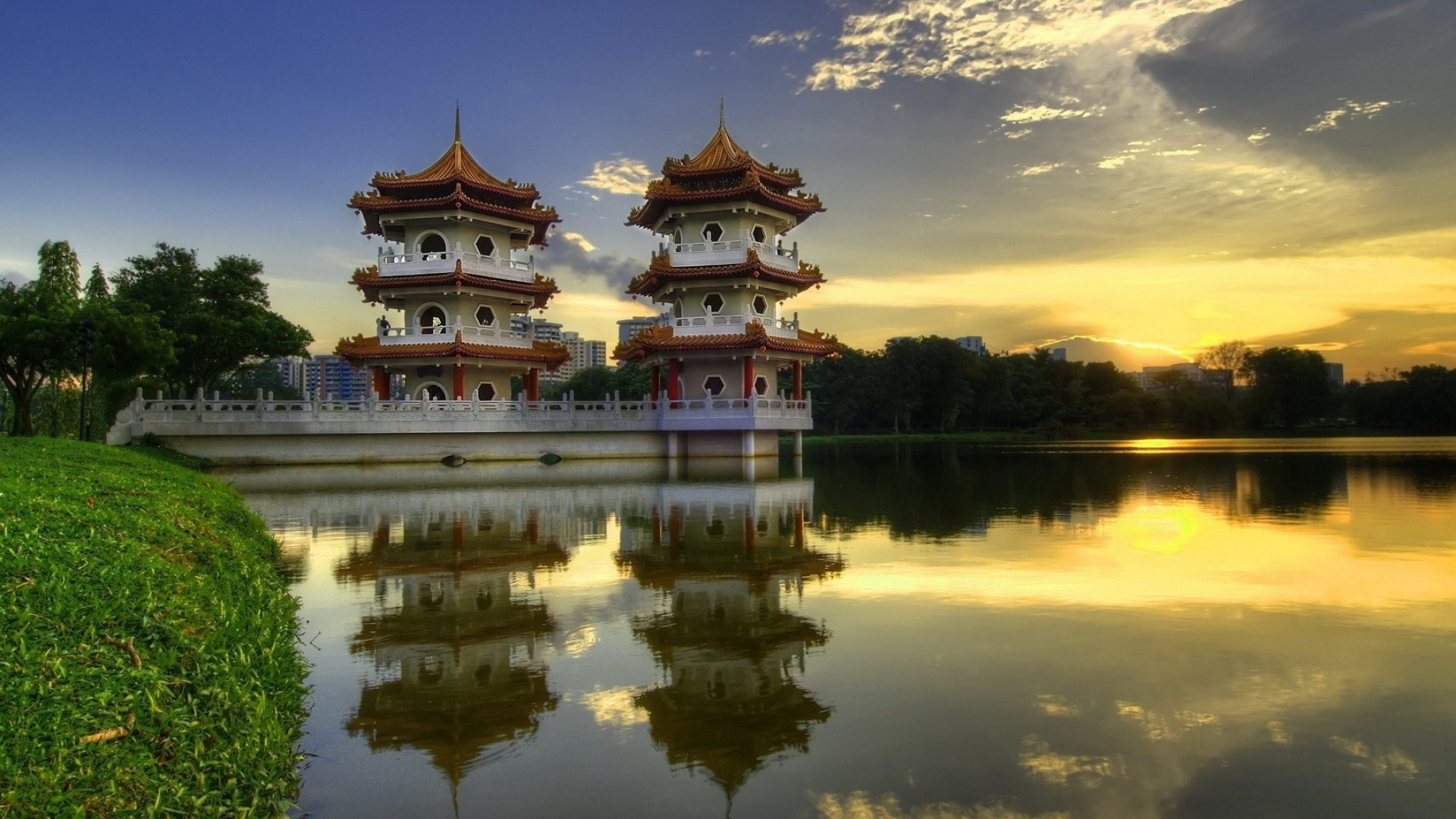 Chinese Pagodas Reflected in Water at Sunset HD Wallpaper