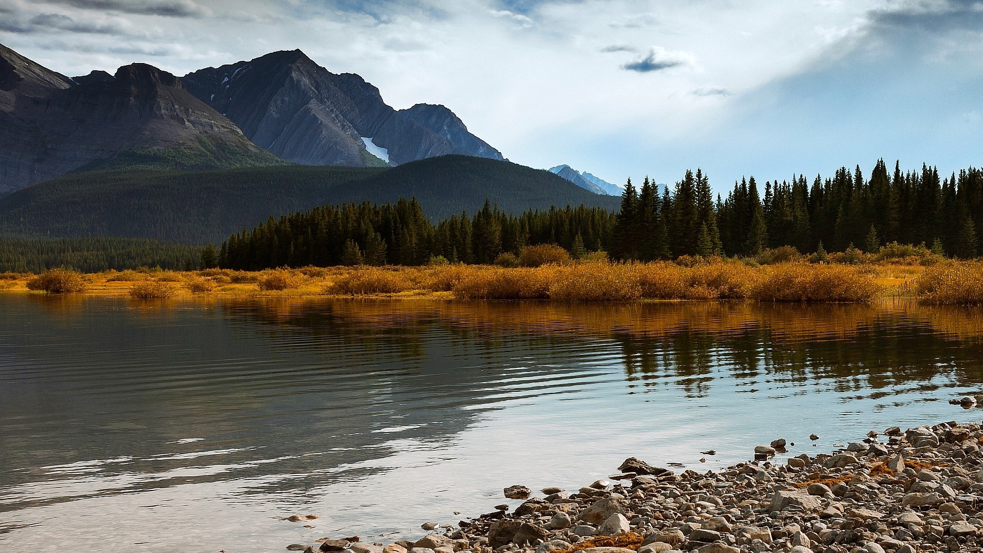 Lake and Mountains in Alberta, Canada HD Wallpaper