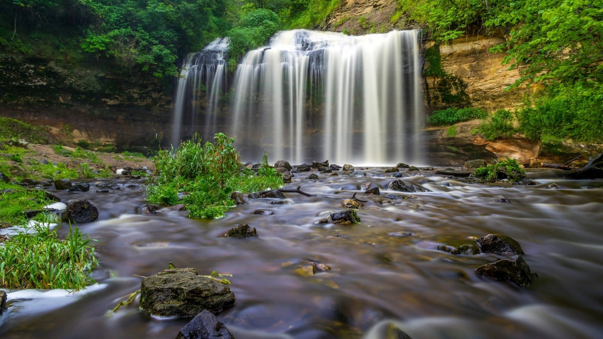 Osceola Waterfall HD Wallpaper