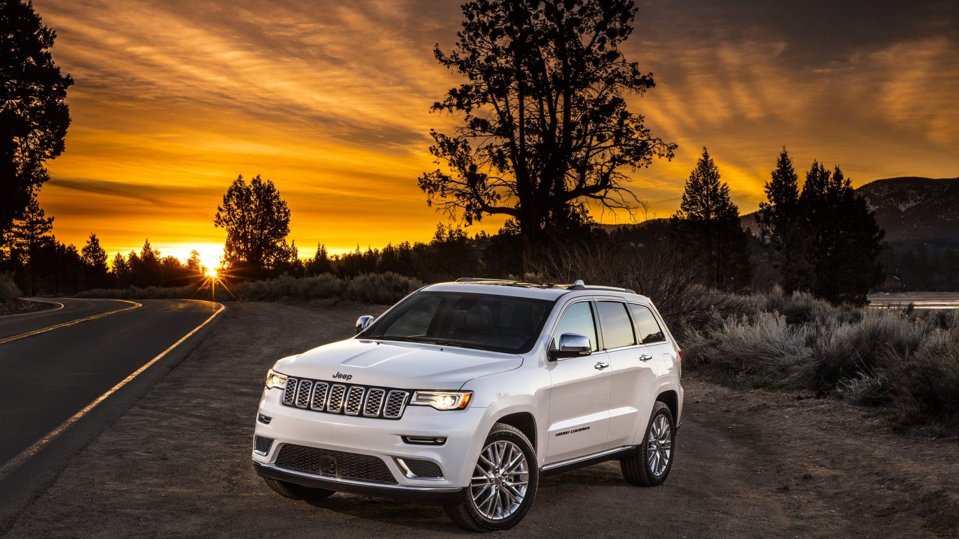 White Jeep Grand Cherokee at Sunset HD Wallpaper