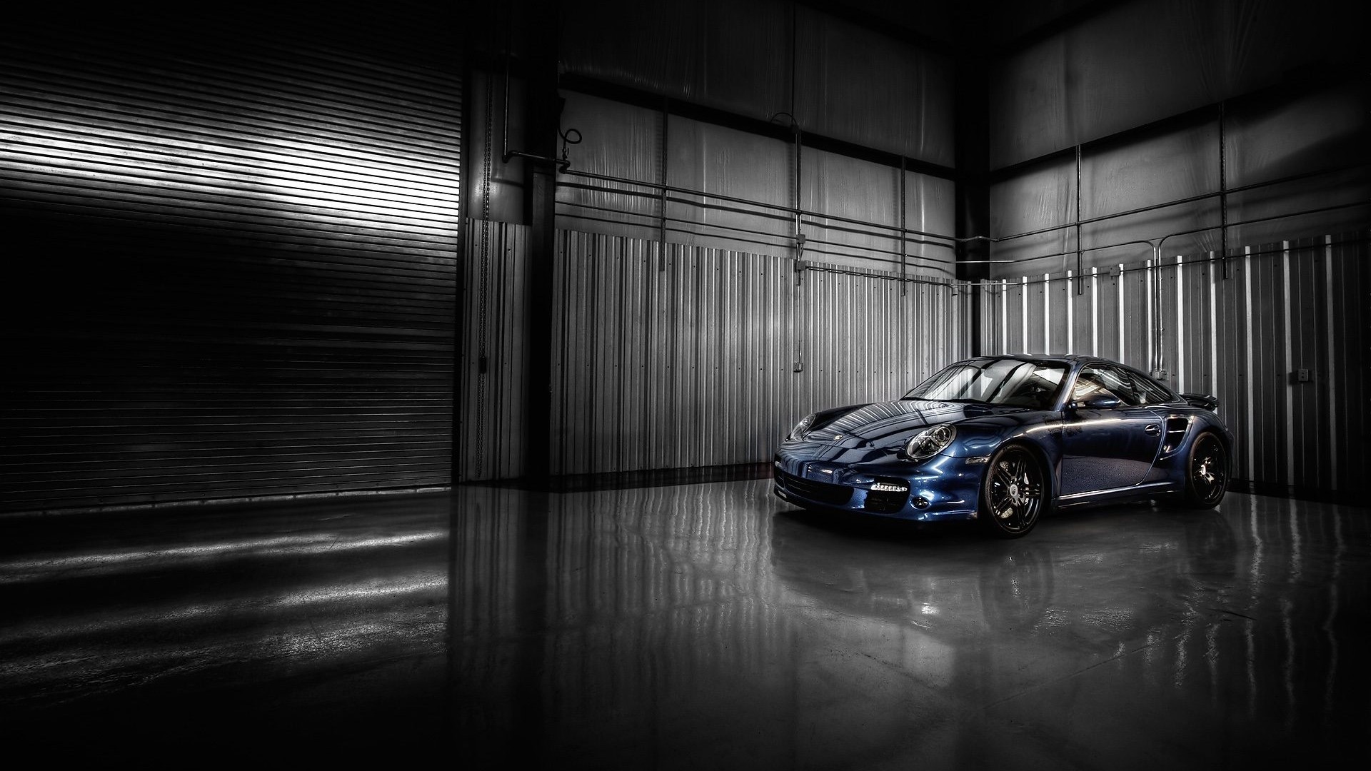 Blue Porsche GT3 in a garage HD Wallpaper