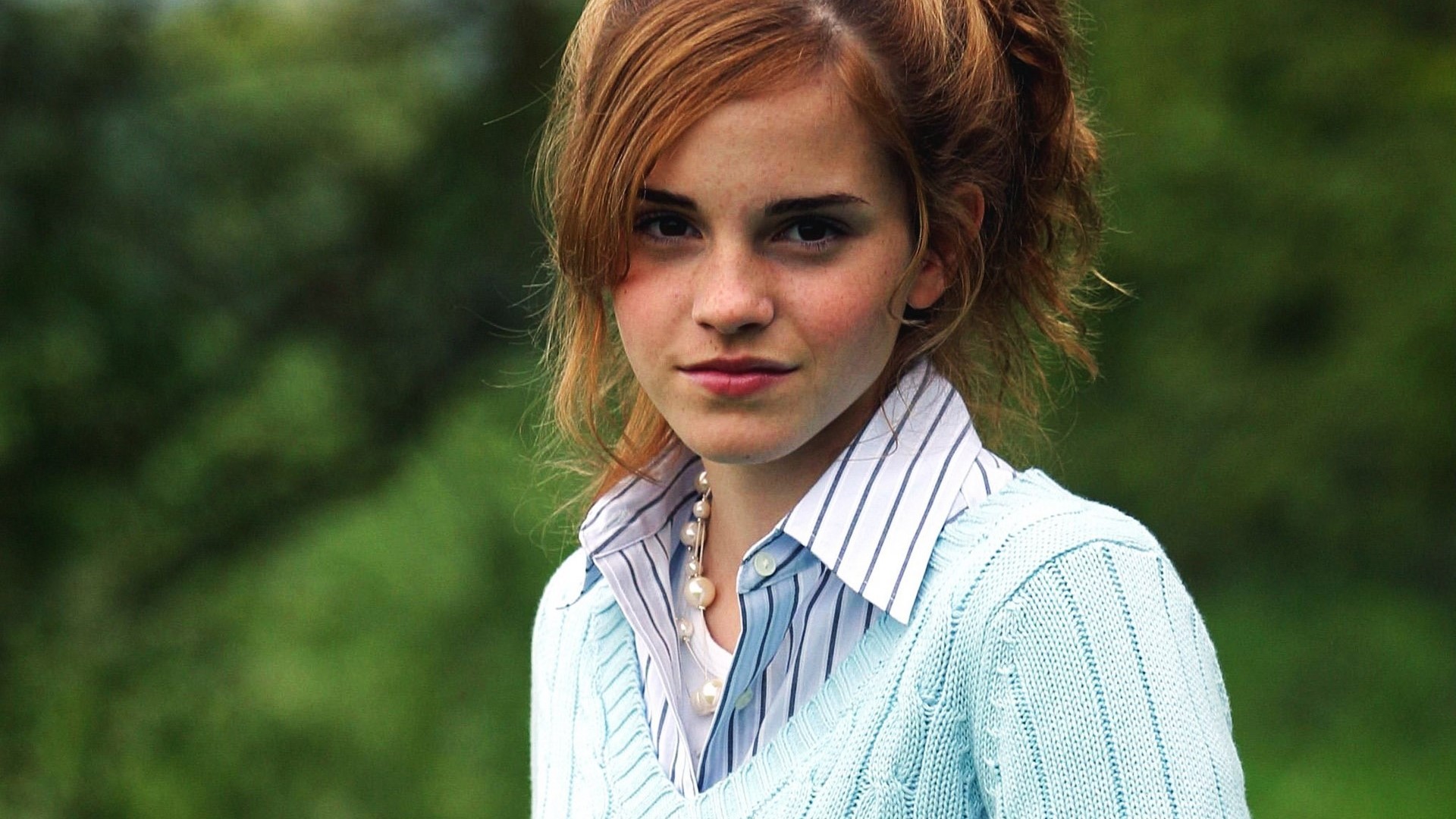 Emma Watson HD Wallpaper