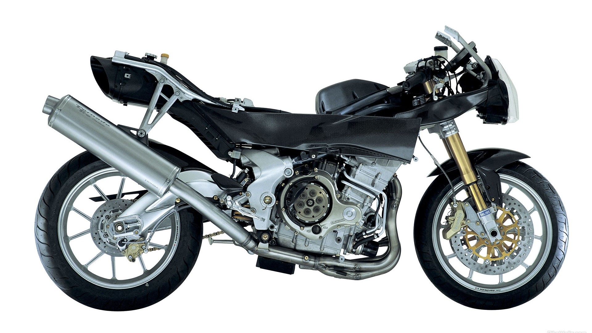 Benelli Tornado motorcycle engine and chassis HD Wallpaper