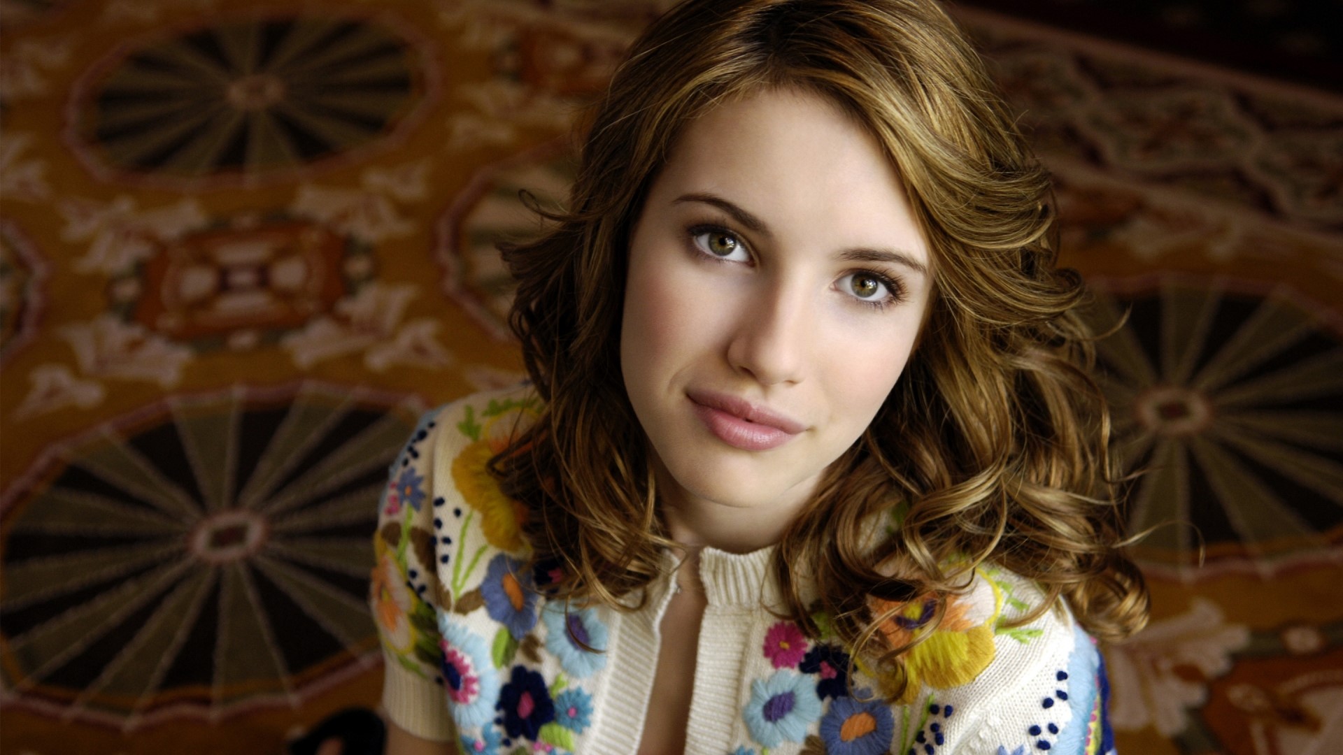 Emma Roberts HD Wallpaper