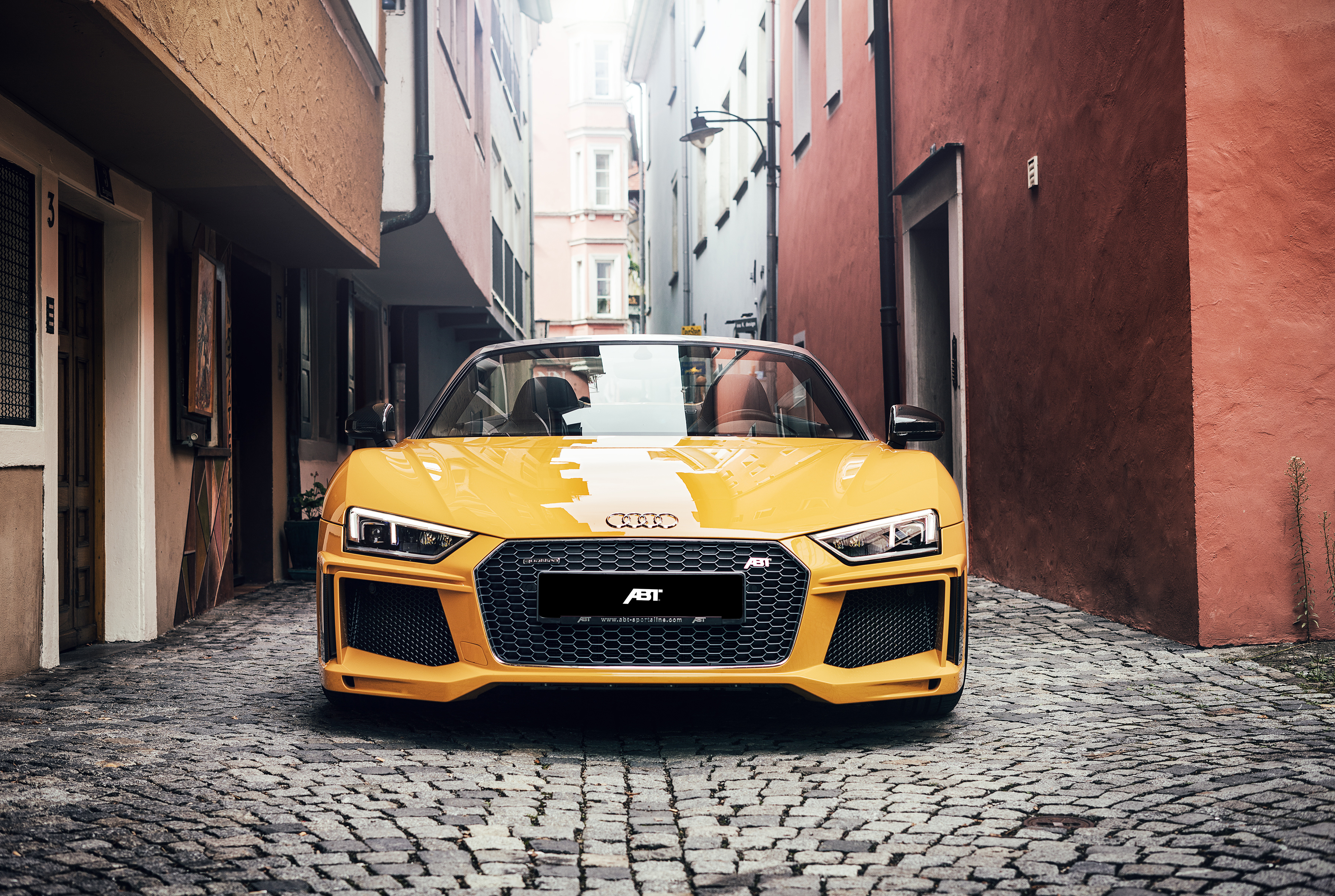ABT Audi R8 Spyder in alley HD Wallpaper