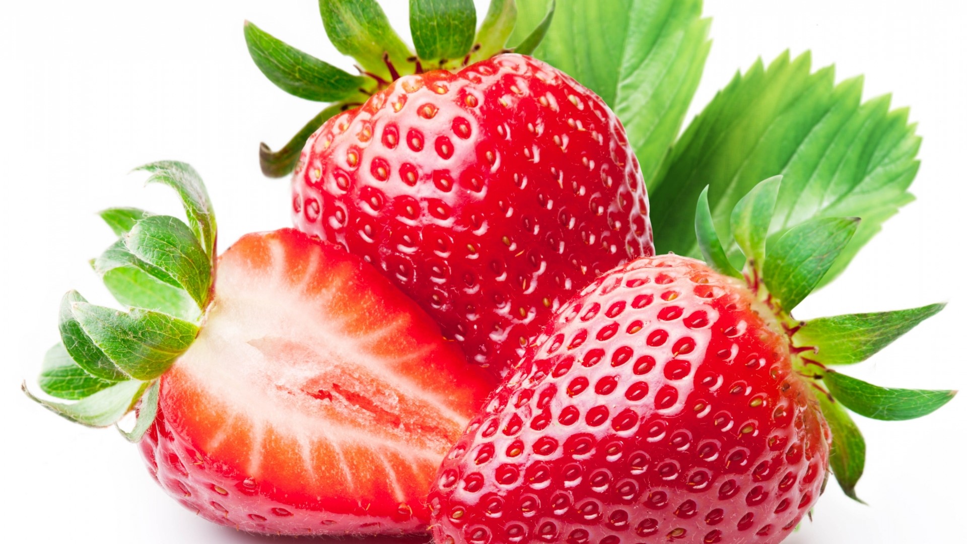 Fresh Strawberries with Green Leaves HD Wallpaper