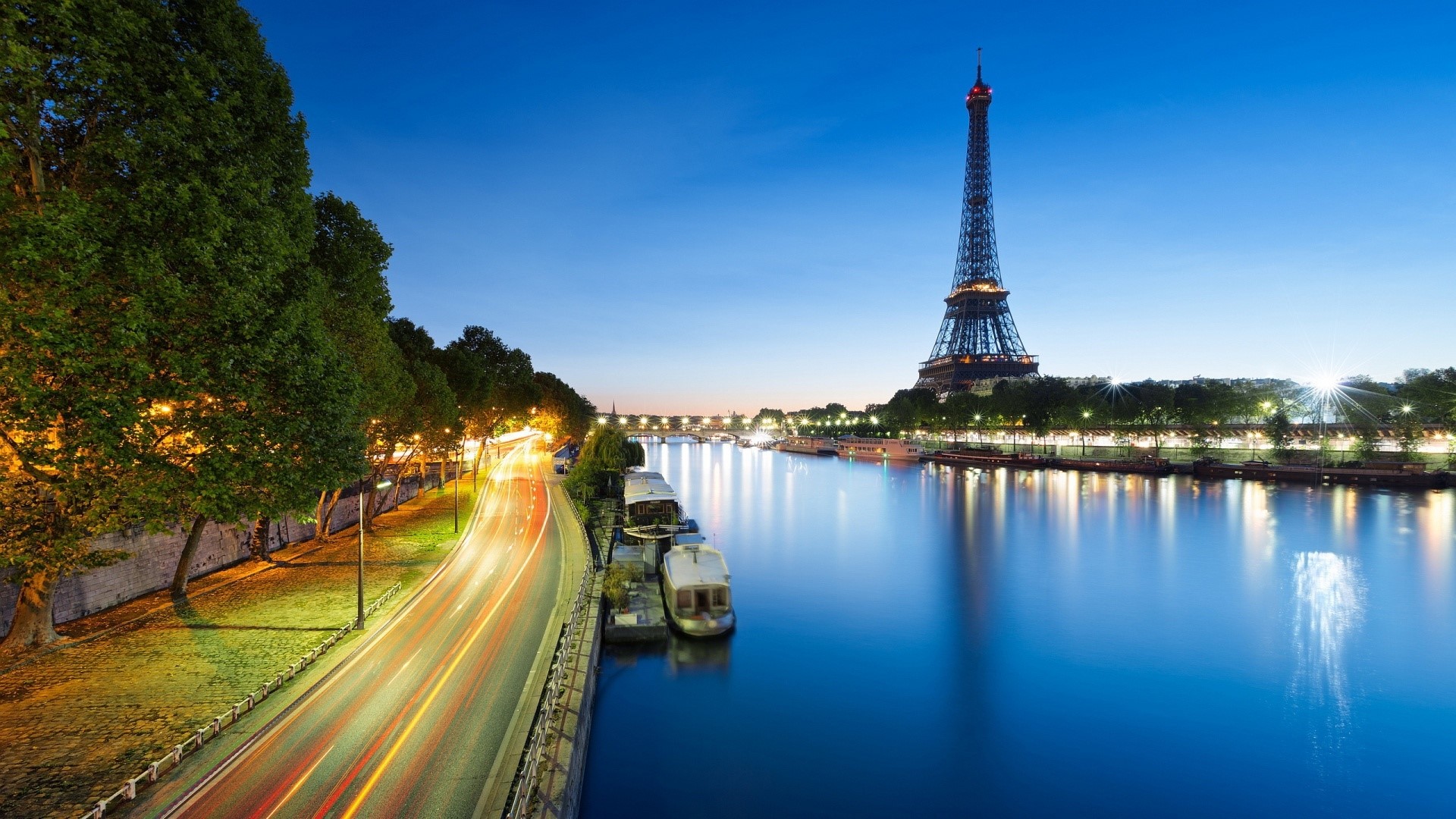 Eiffel Tower and Seine River at Dusk HD Wallpaper