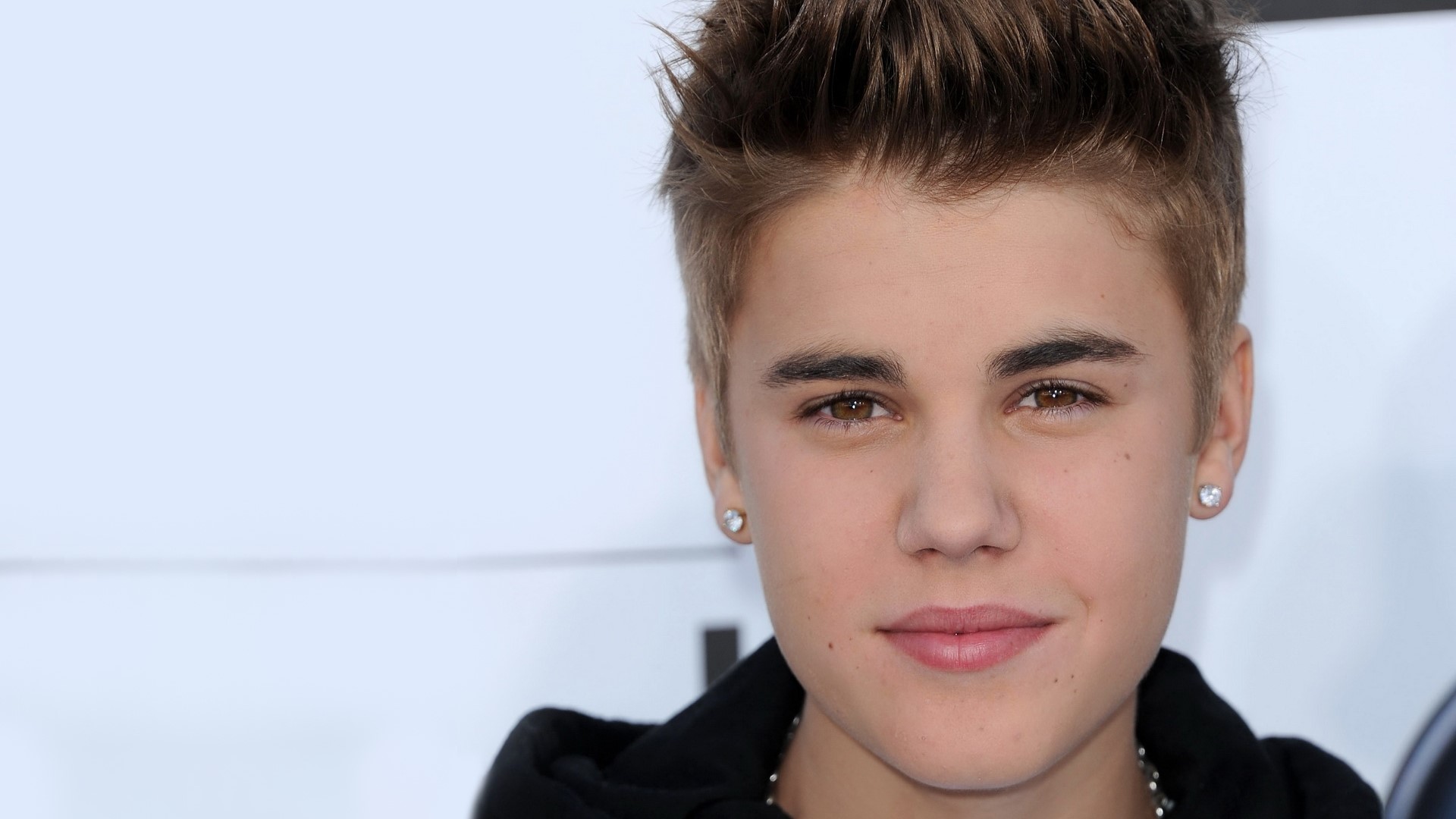 Justin Bieber HD Wallpaper