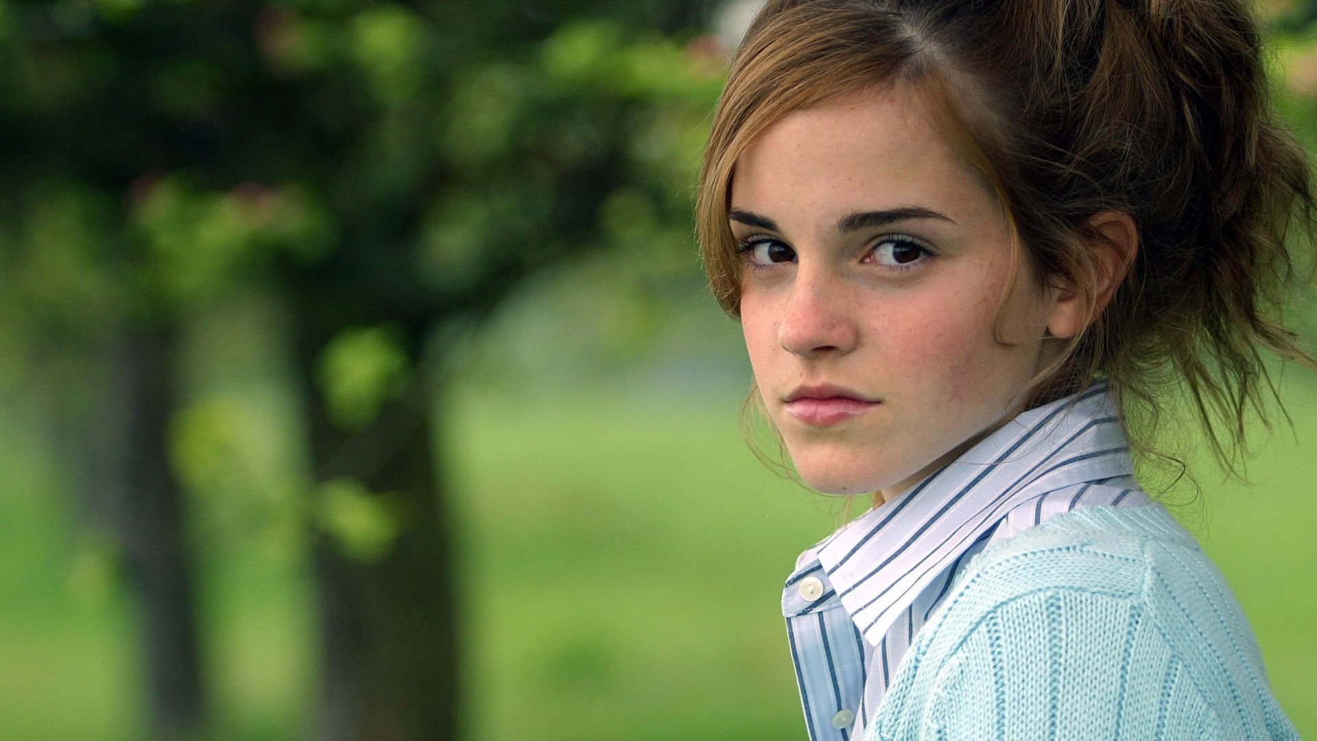 Emma Watson HD Wallpaper