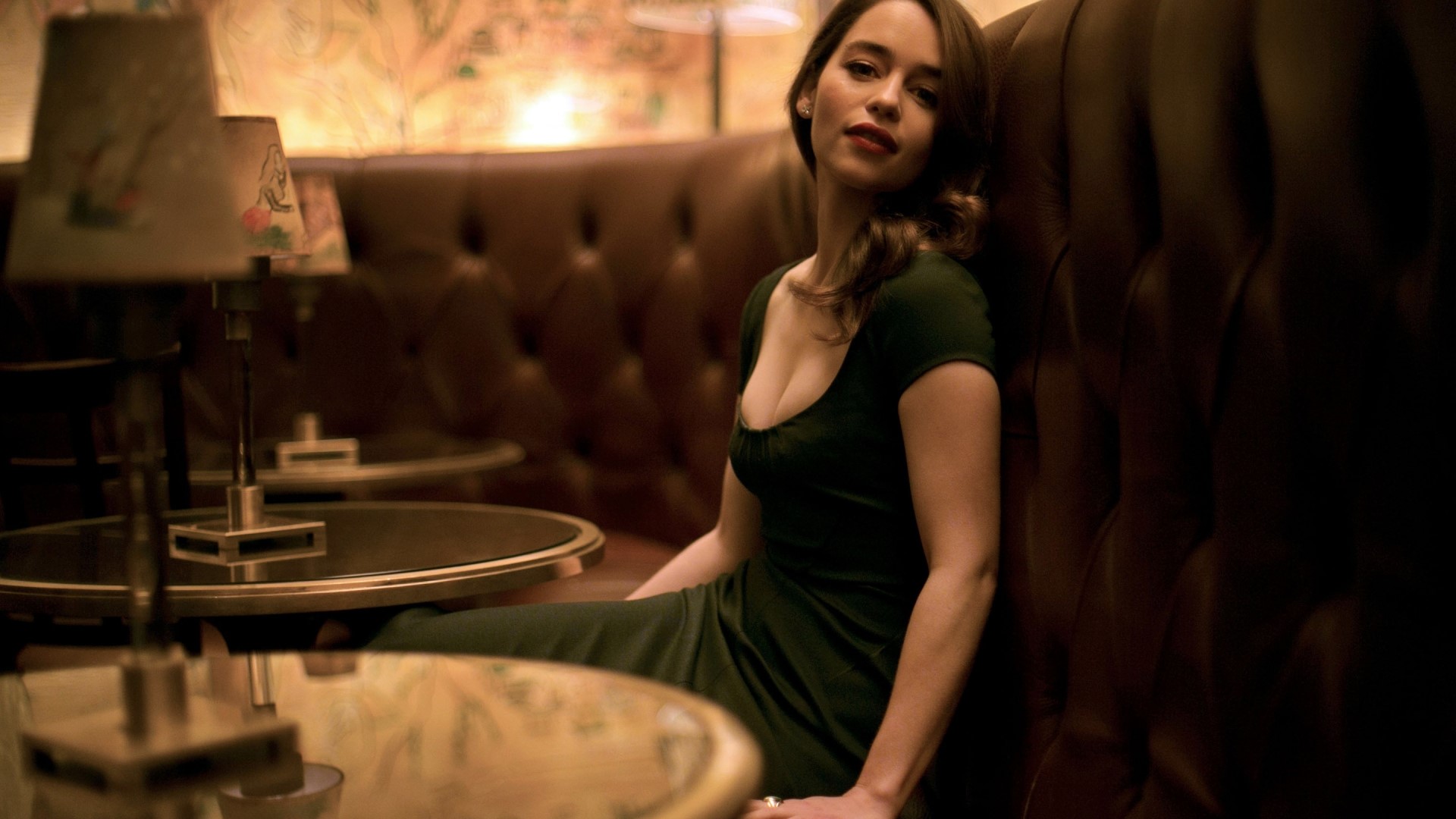 Emilia Clarke in a dark green dress HD Wallpaper