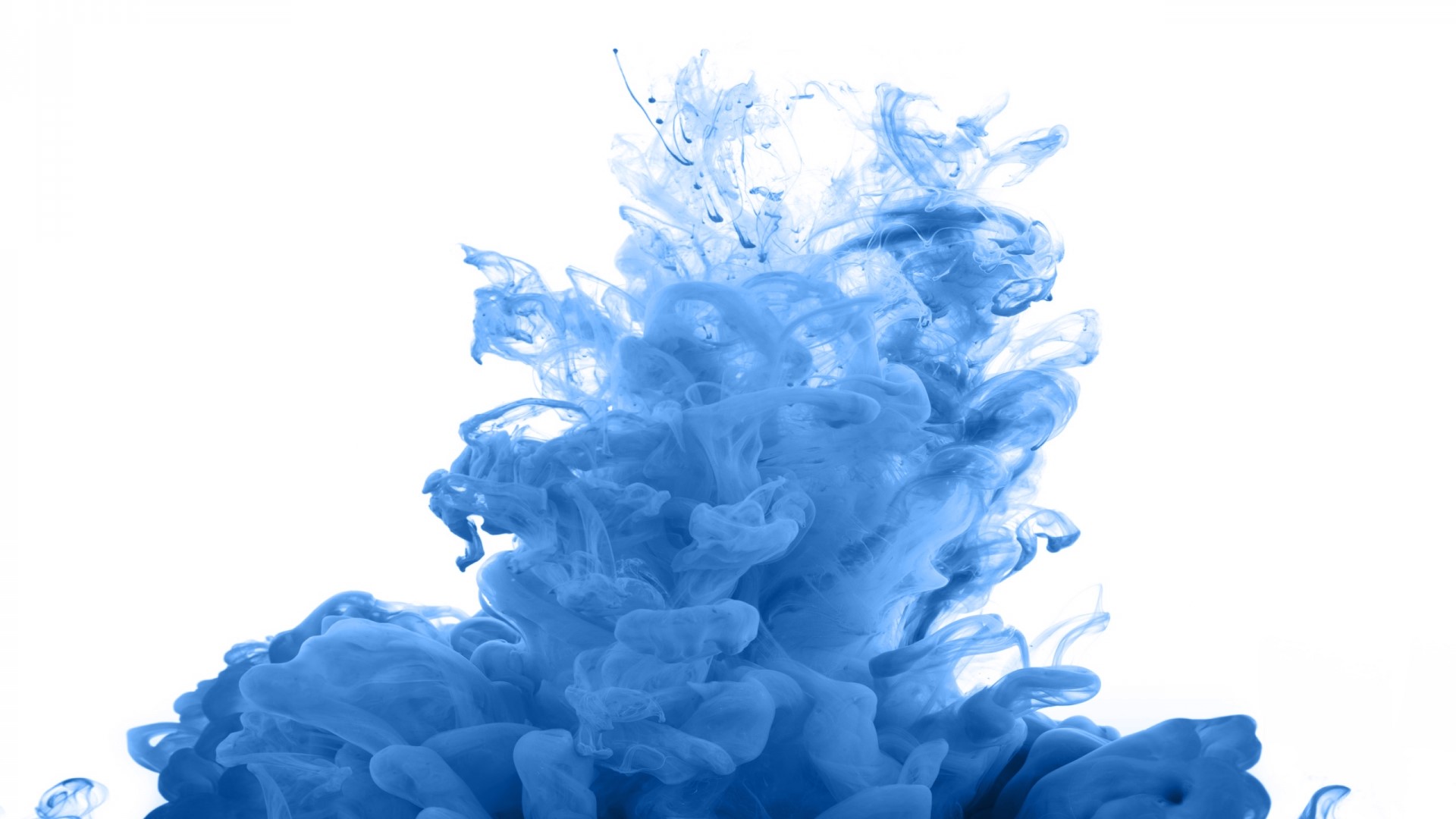 Blue ink cloud in water HD Wallpaper